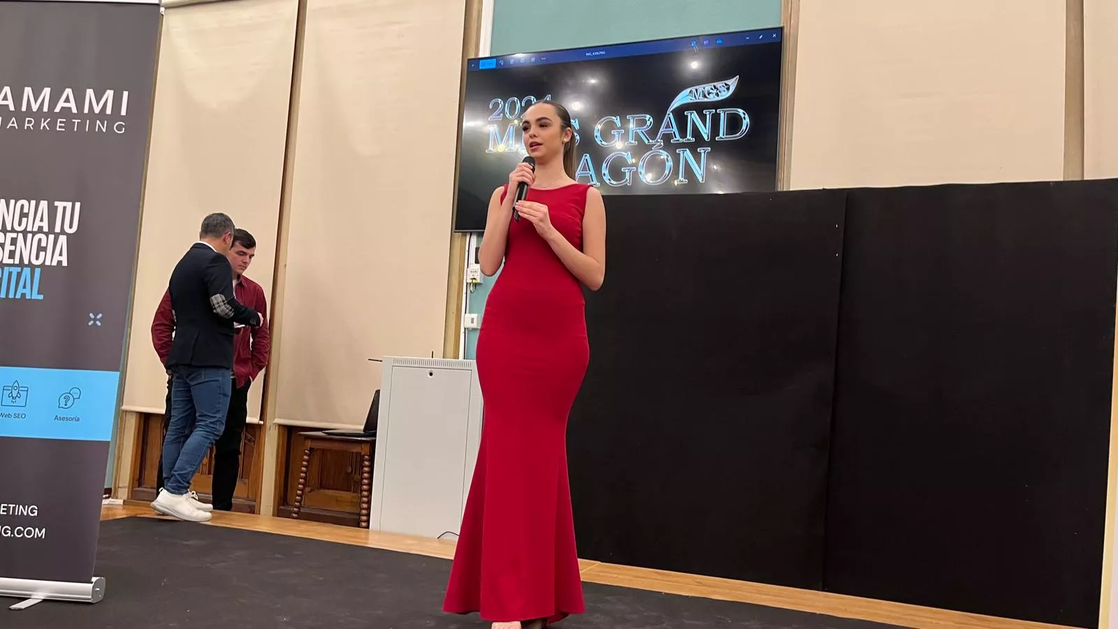 Laura Carrasco, en la presentación de las candidatas de Huesca al Miss Grand Aragón 2024. Foto Myriam Martínez 