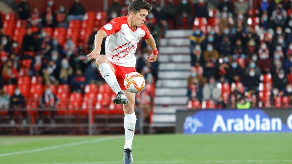 Juanjo Nieto en un partido con el Almería.