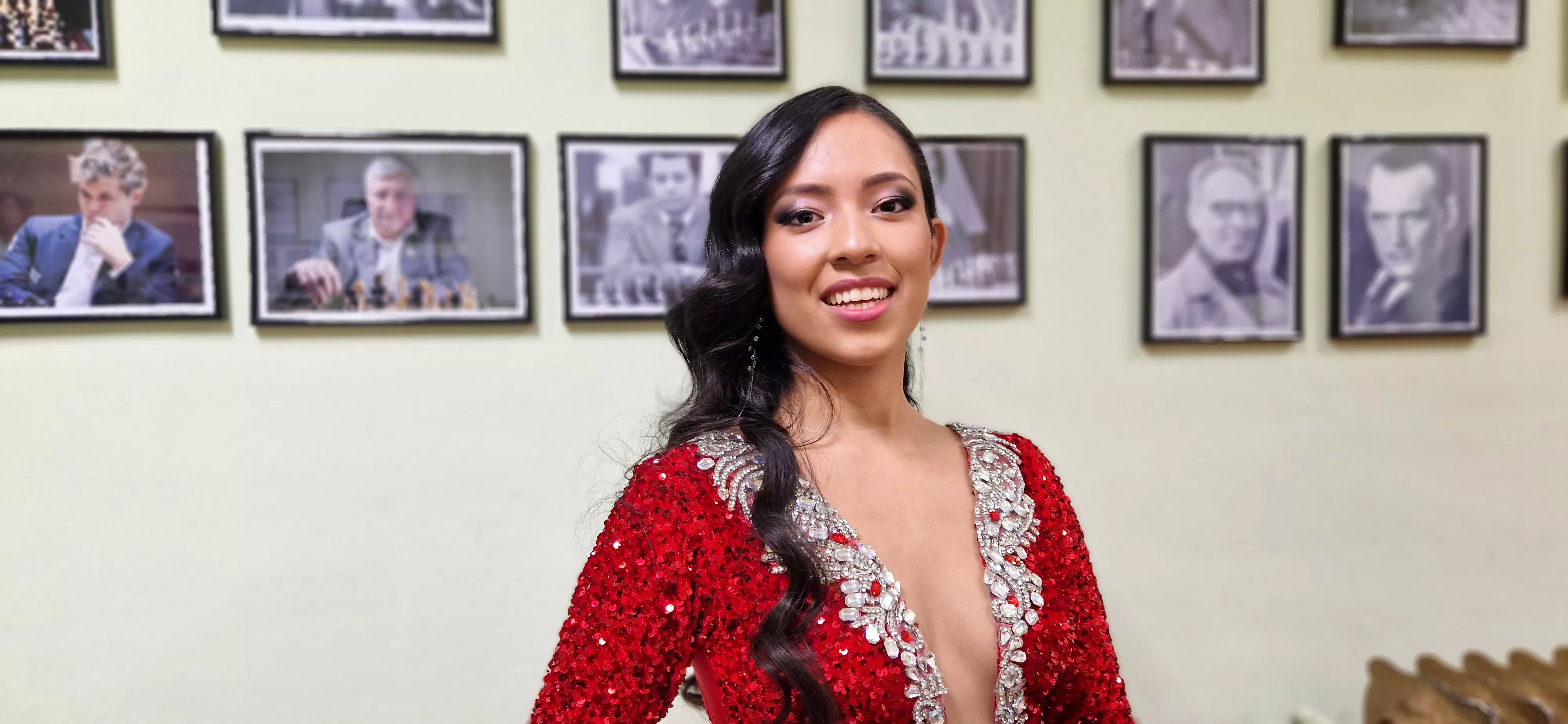 Adriana López. Presentación de las candidatas de Huesca al Miss Grand Aragón 2024. Foto Myriam Martínez 