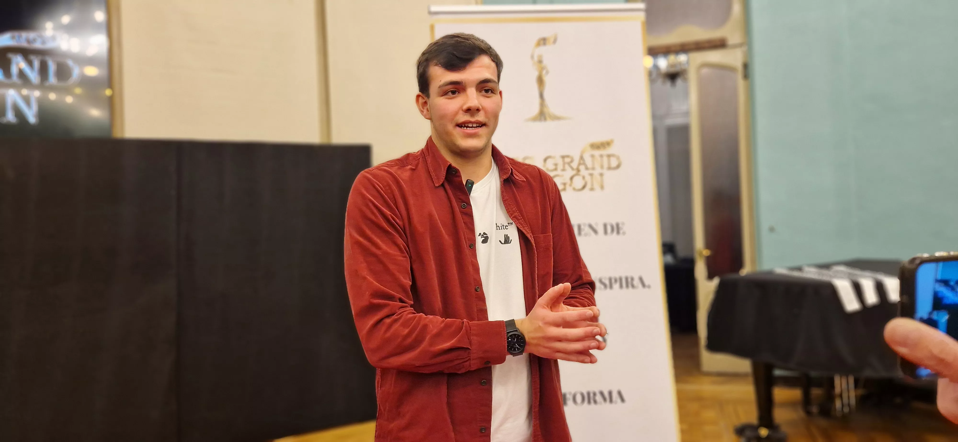 Gonzalo Ordás, responsable de la organización de Miss Grand Aragón 2024. Foto Myriam Martínez 