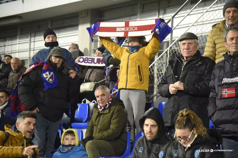 Aficionados del Huesca el día del Eibar en El Alcoraz. Foto: LaLiga