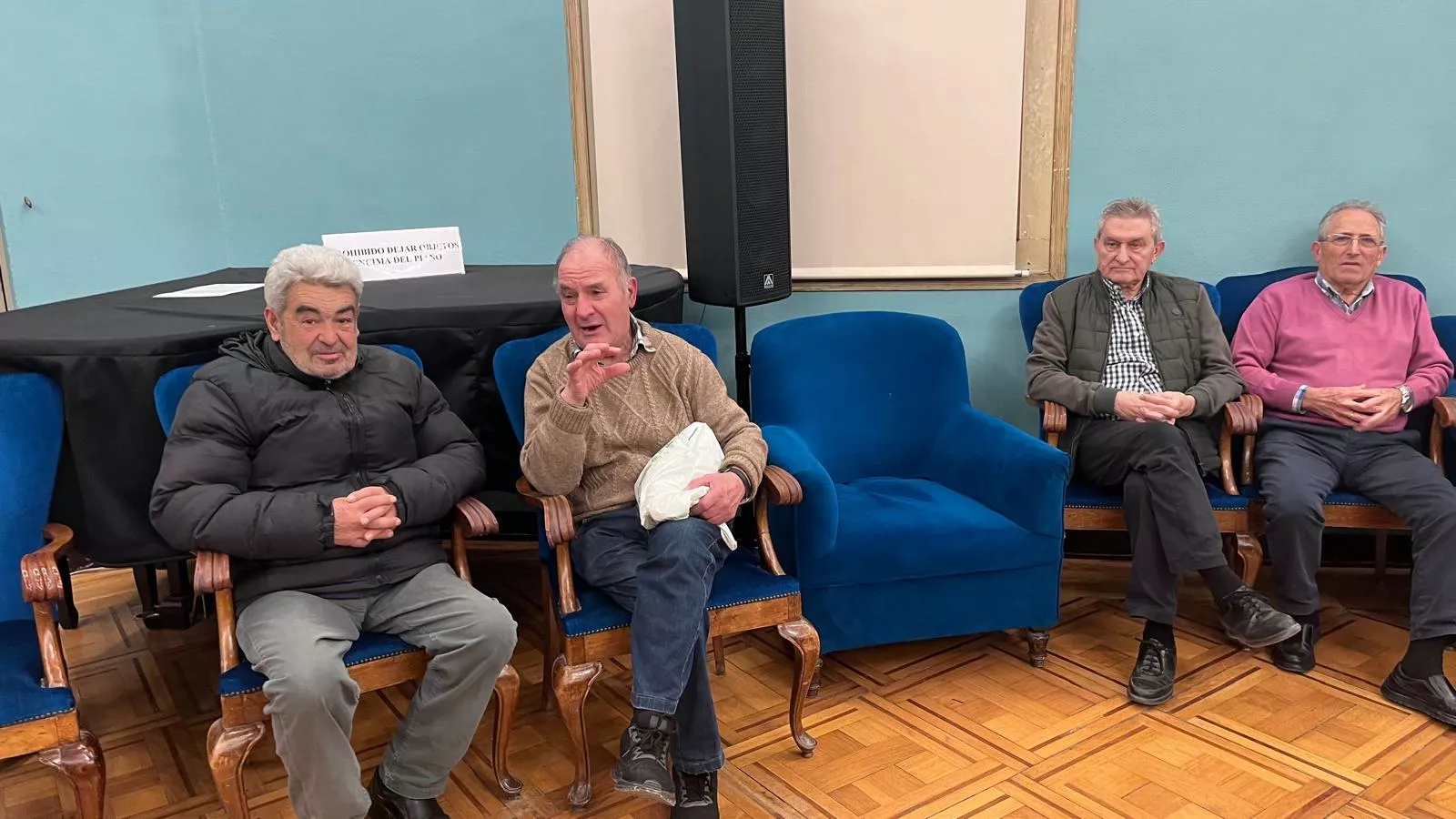 Entrega de premios y brindis navideño de los socios del Casino de Huesca. Foto Mercedes Manterola