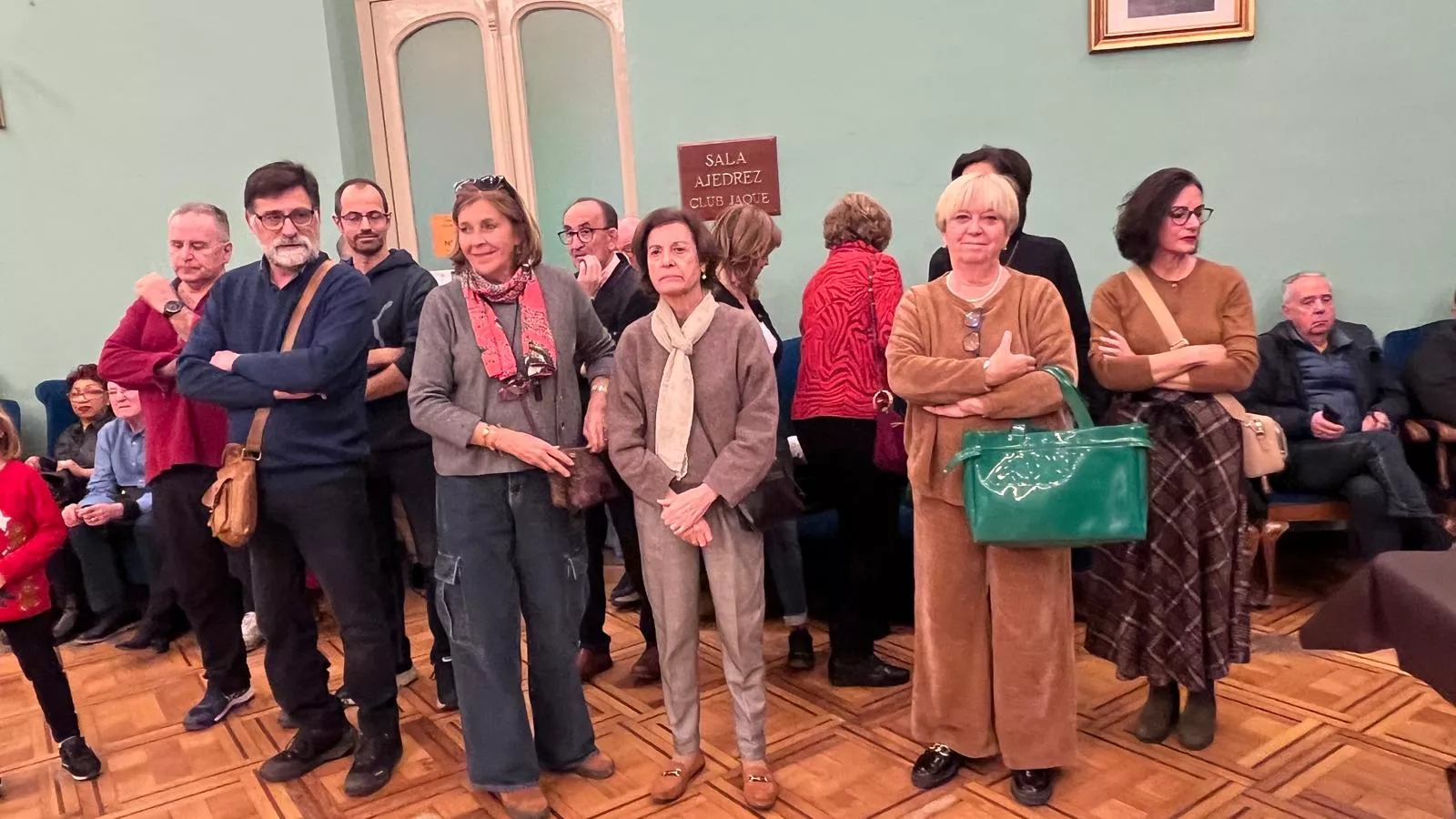 Entrega de premios y brindis navideño de los socios del Casino de Huesca. Foto Mercedes Manterola