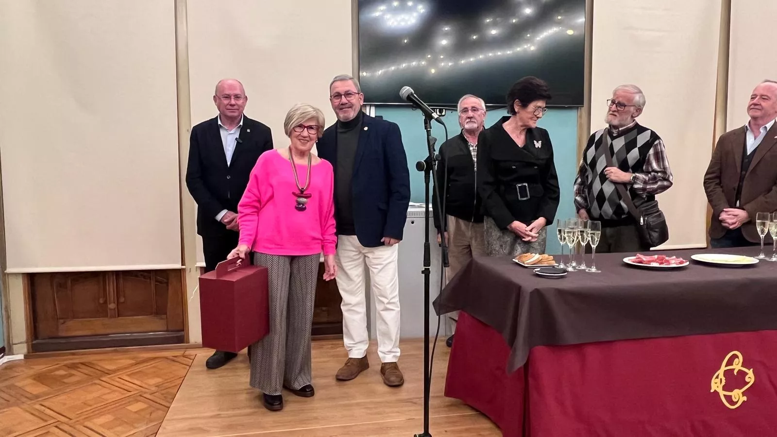 Entrega de premios y brindis navideño de los socios del Casino de Huesca. Foto Mercedes Manterola