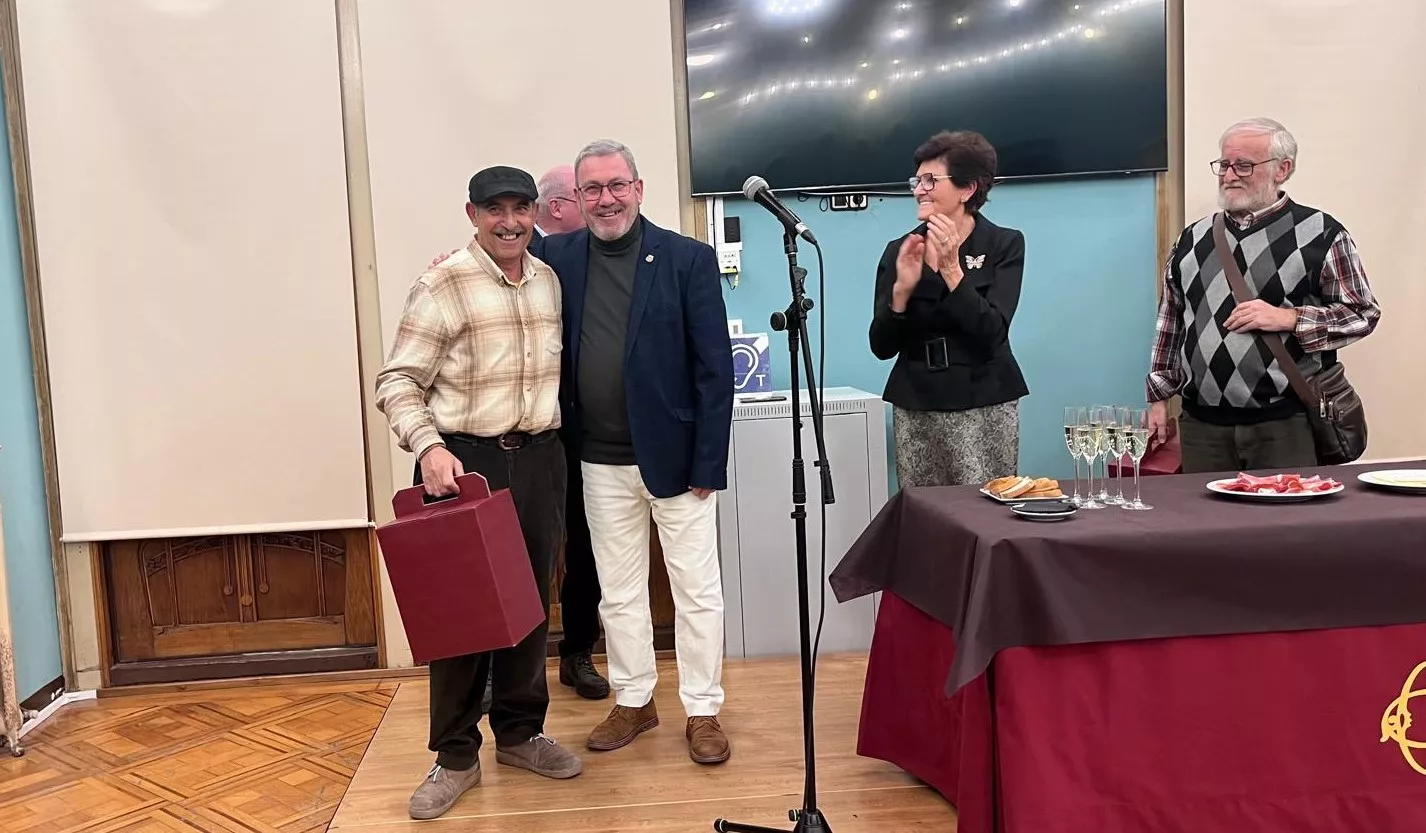 Entrega de premios y brindis navideño de los socios del Casino de Huesca. Foto Mercedes Manterola