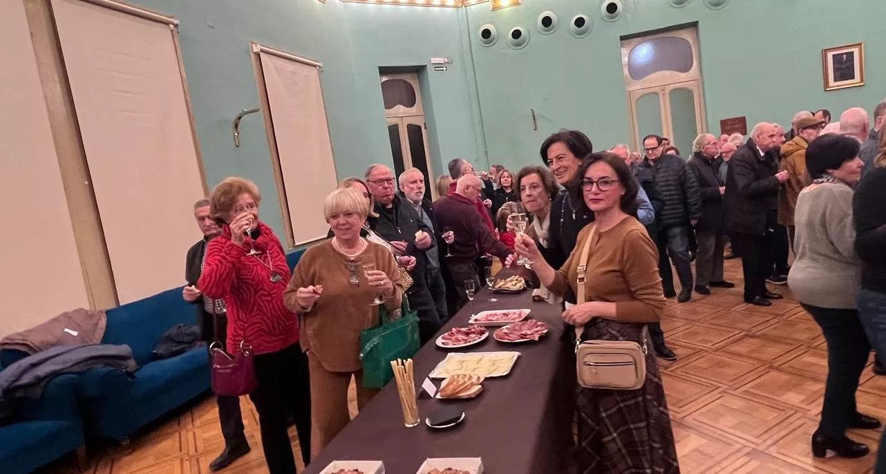 Entrega de premios y brindis navideño de los socios del Casino de Huesca. Foto Mercedes Manterola