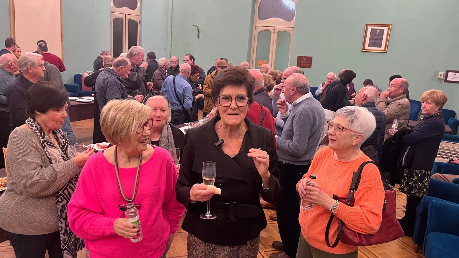 Entrega de premios y brindis navideño de los socios del Casino de Huesca. Foto Mercedes Manterola