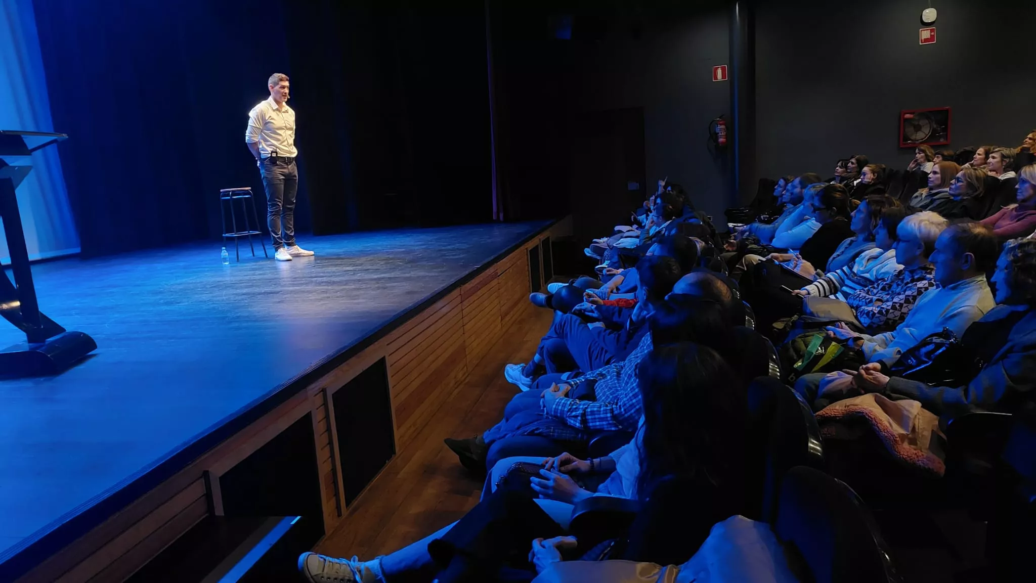 Presentación del libro Érase una vez de Sebastián Darpa