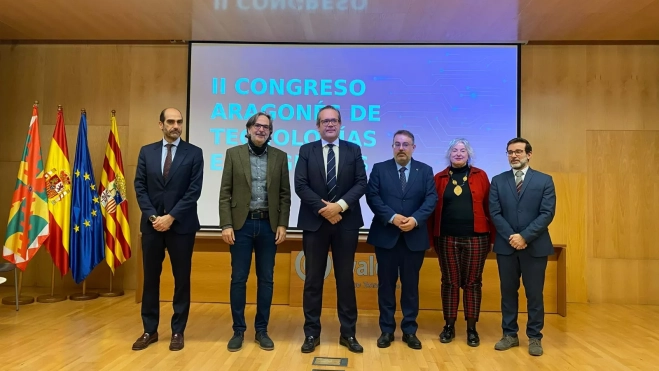 Responsables del Congreso y autoridades.