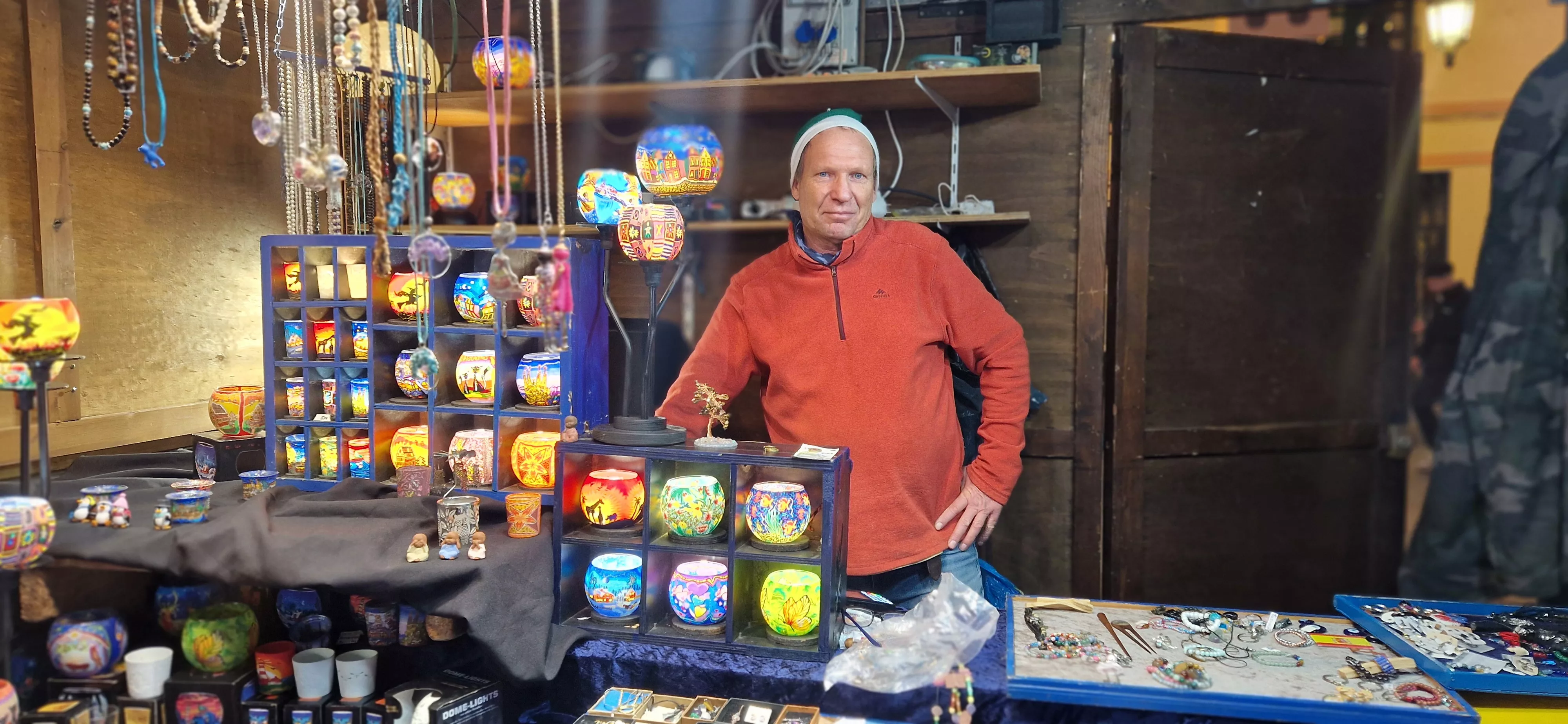 Muestra de Artesanía de Navidad de Huesca 2024. Foto Myriam Martínez 