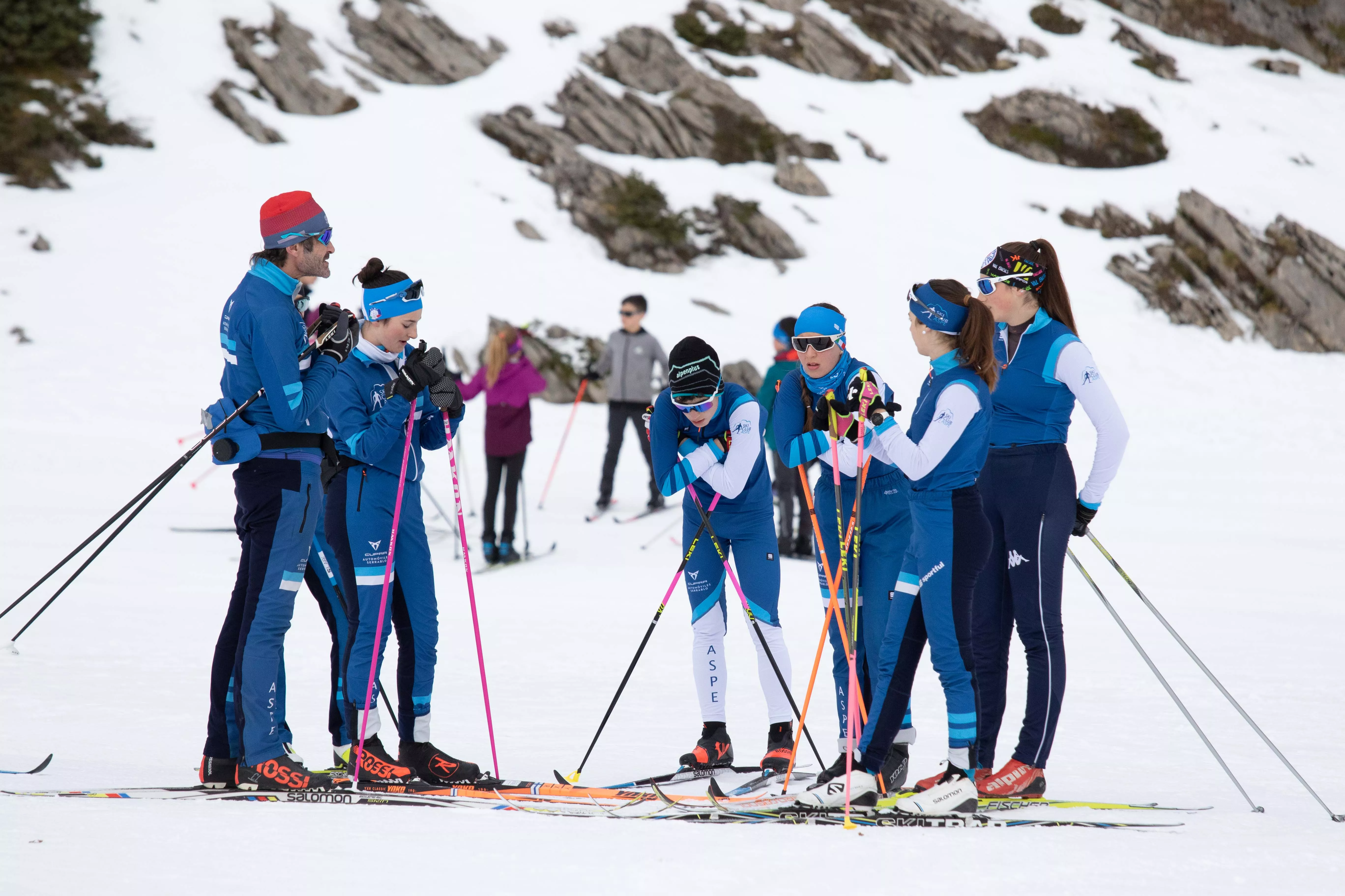 Esquiadores jaqueses disfrutan de la experiencia del intercambio en los Dolomitas Esquiadores jaqueses disfrutan de la experiencia del intercambio en los Dolomitas