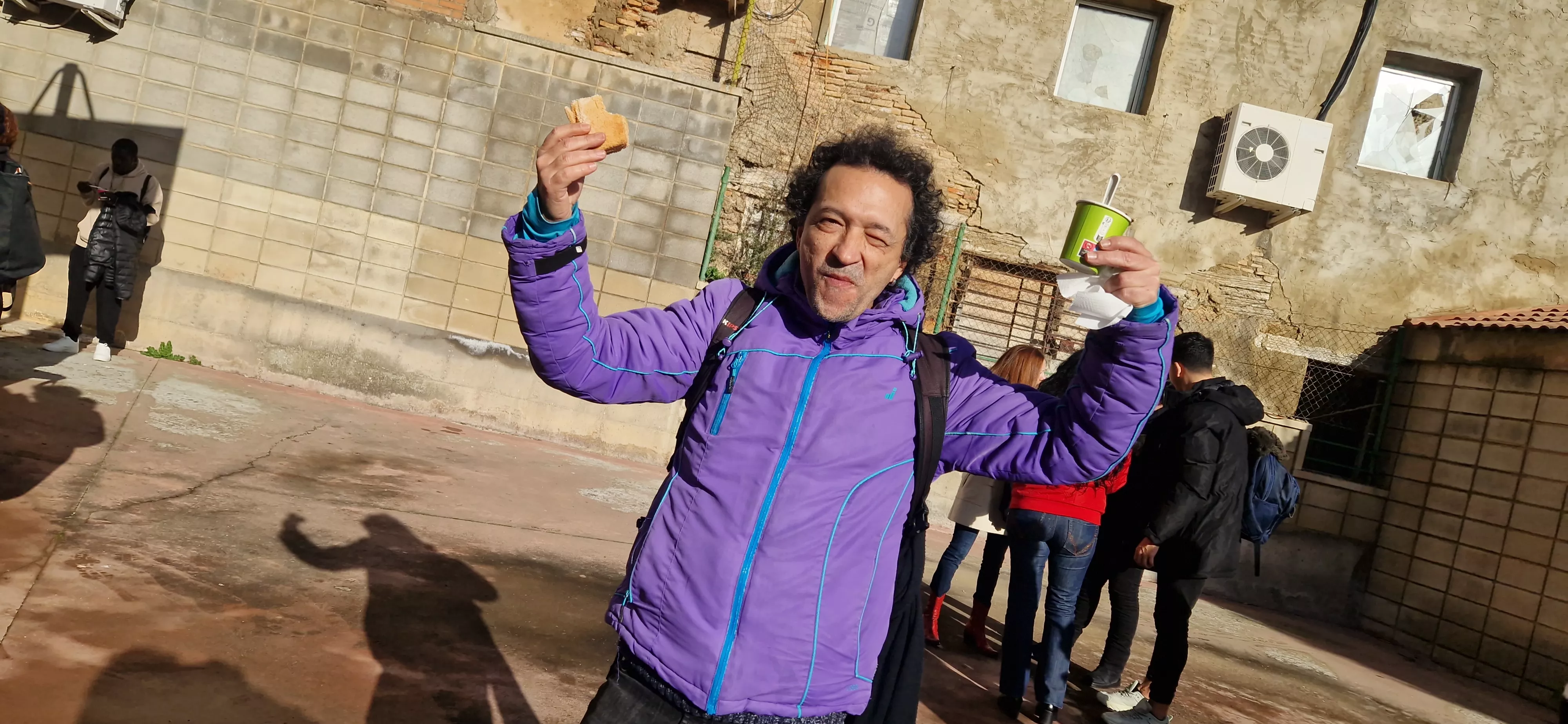  Fiesta de Navidad de la Escuela de Educación de Adultos de Huesca. Foto Myriam Martínez 