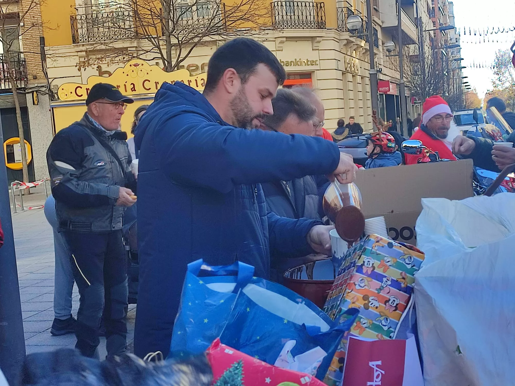 "Papanoelada" motera en Huesca.