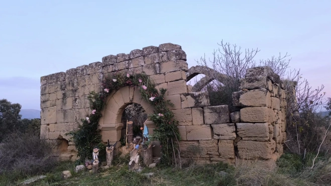 Este es el Belén Natural creado por el grupo de Andarinas de Huesca. Este es el Belén Natural creado por el grupo de Andarinas de Huesca.
