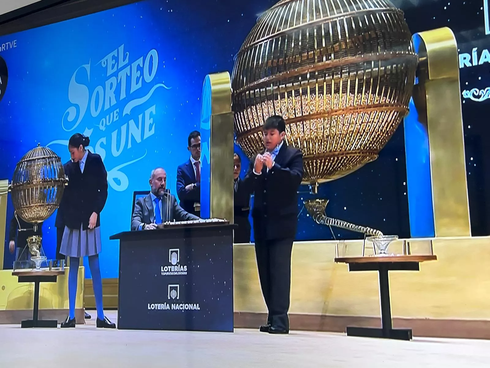 Recupera los décimos de la Lotería de Navidad premiados que extravió en Huesca.