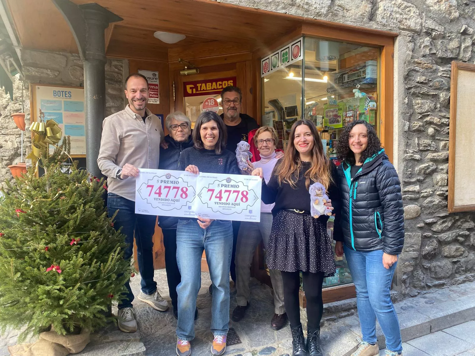 La Marmota de la Suerte, seis años repartiendo premios de la Lotería de Navidad. La Marmota de la Suerte, seis años repartiendo premios de la Lotería de Navidad.