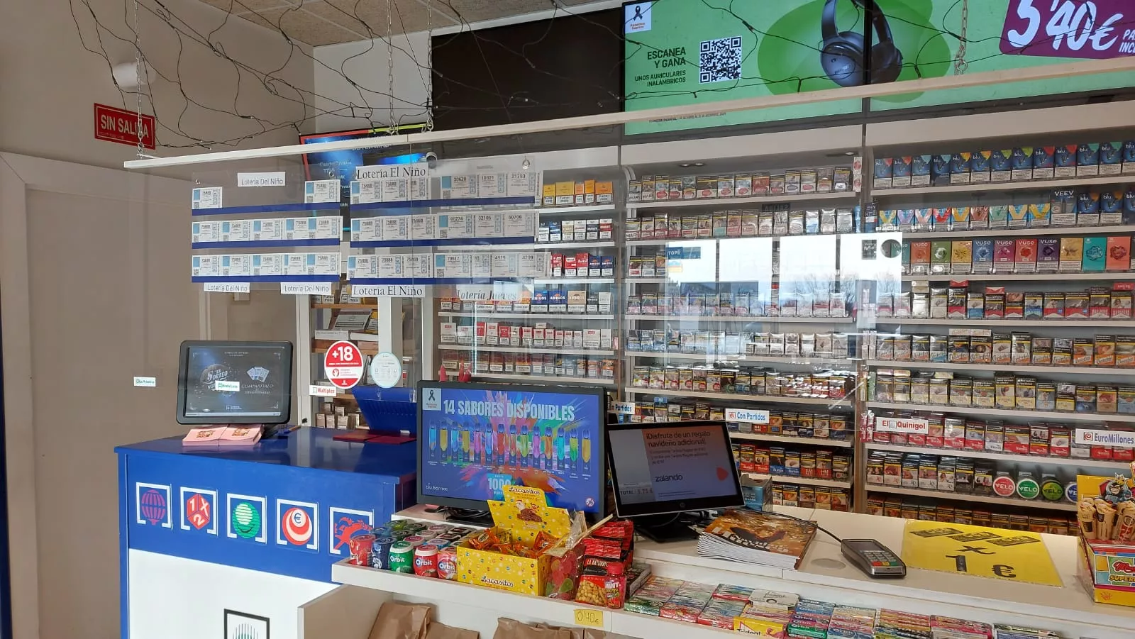 Estanco de Nacho Pérez en la Avenida de los Danzantes de Huesca