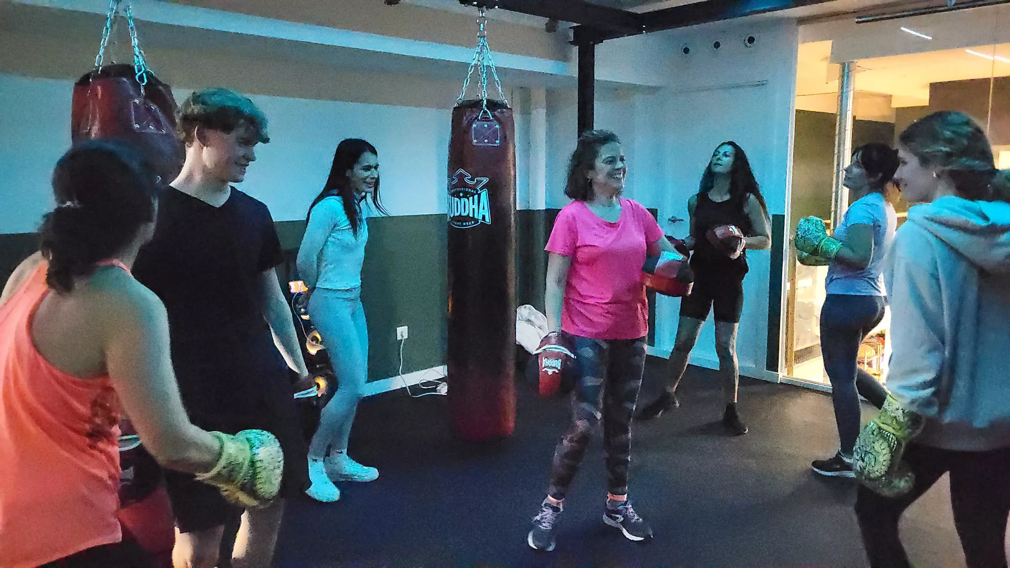 Boxing Salú en Yamira Salú en Huesca