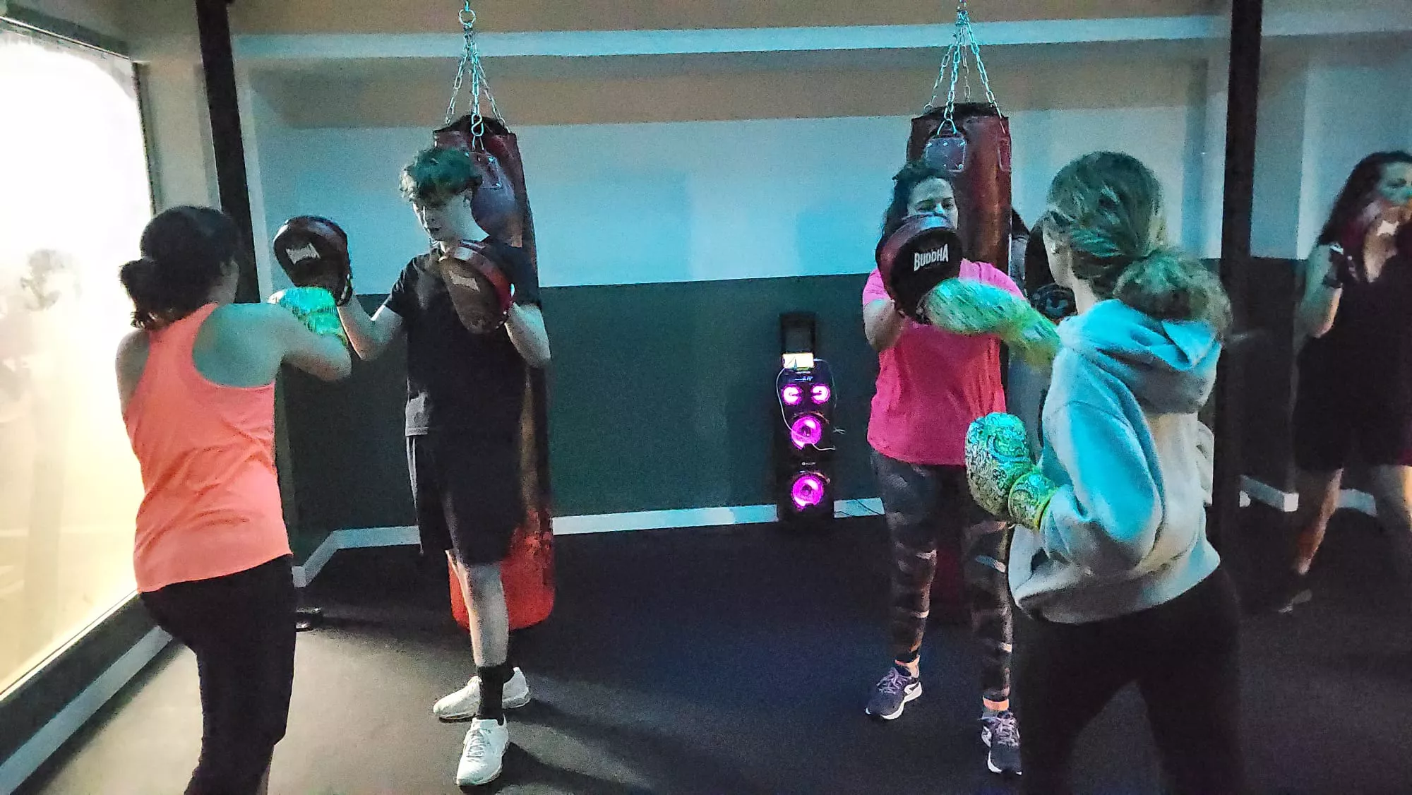 Boxing Salú en Yamira Salú en Huesca