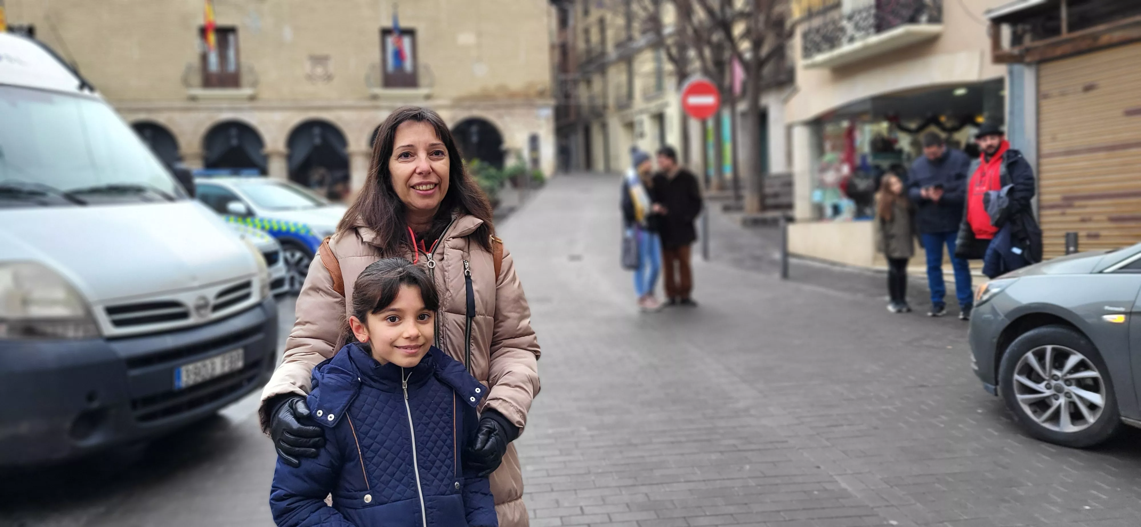 Búsqueda de gnomos escondidos en Monzón. Foto Mercedes Manterola