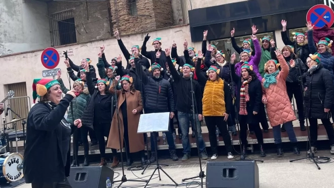 Actuación del Coro Góspel Monzón. Actuación del Coro Góspel Monzón.