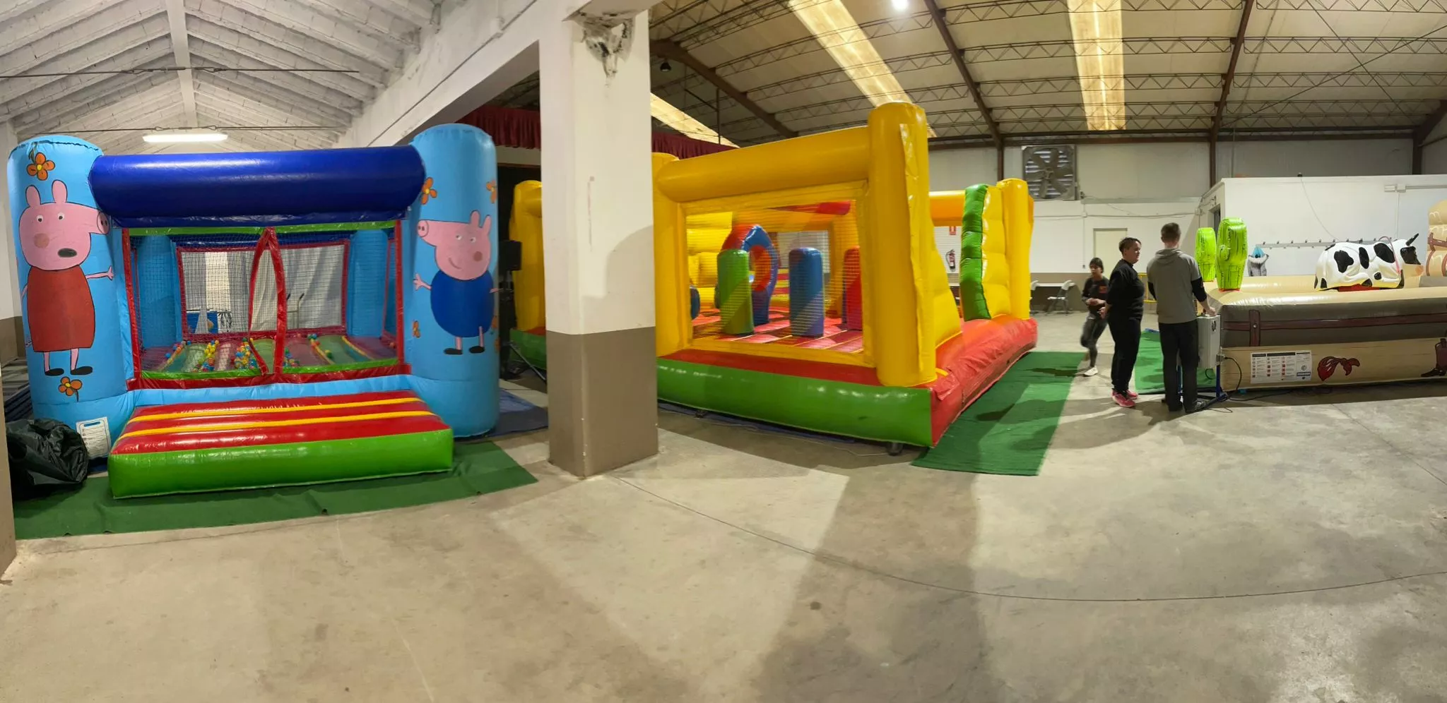 Hinchables en El Temple