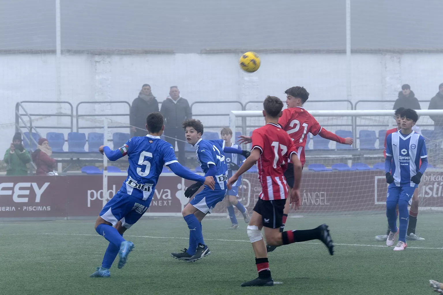 Athletic Alavés. Foto: Alejandro Sanagustín