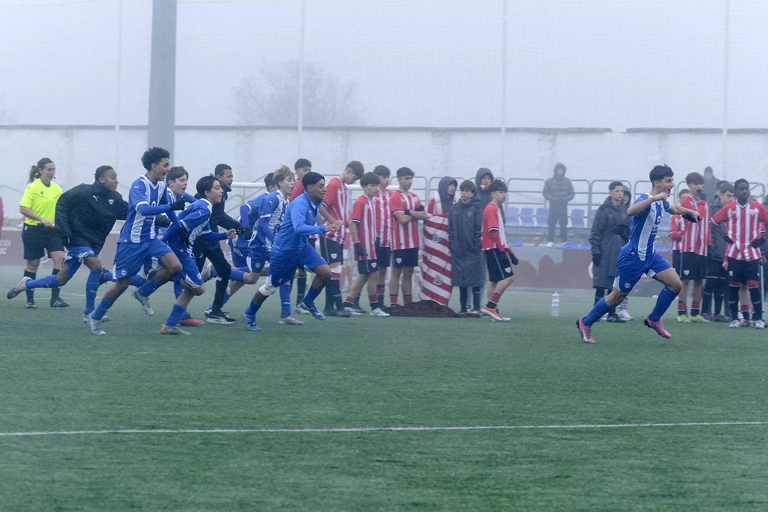 Victoria del Alavés ante el Athletic. Foto: Alejandro Sanagustín