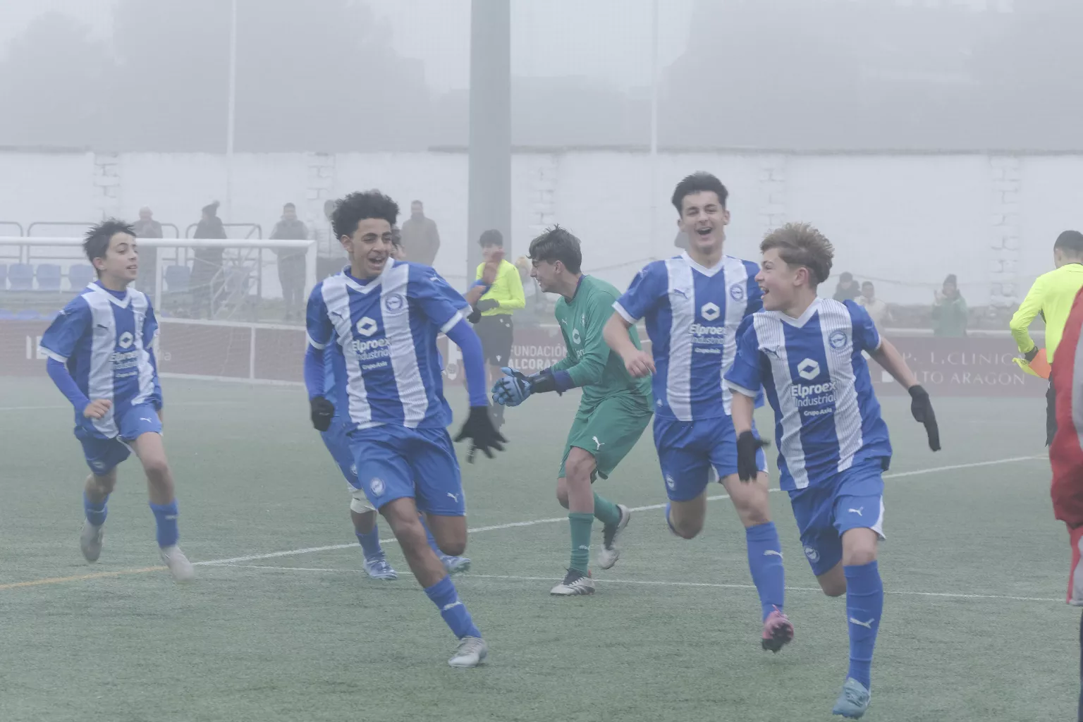 Victoria del Alavés ante el Athletic. Foto: Alejandro Sanagustín