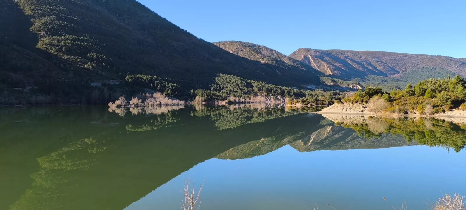 Embalse de Arguis. Foto Joaquín Santafé