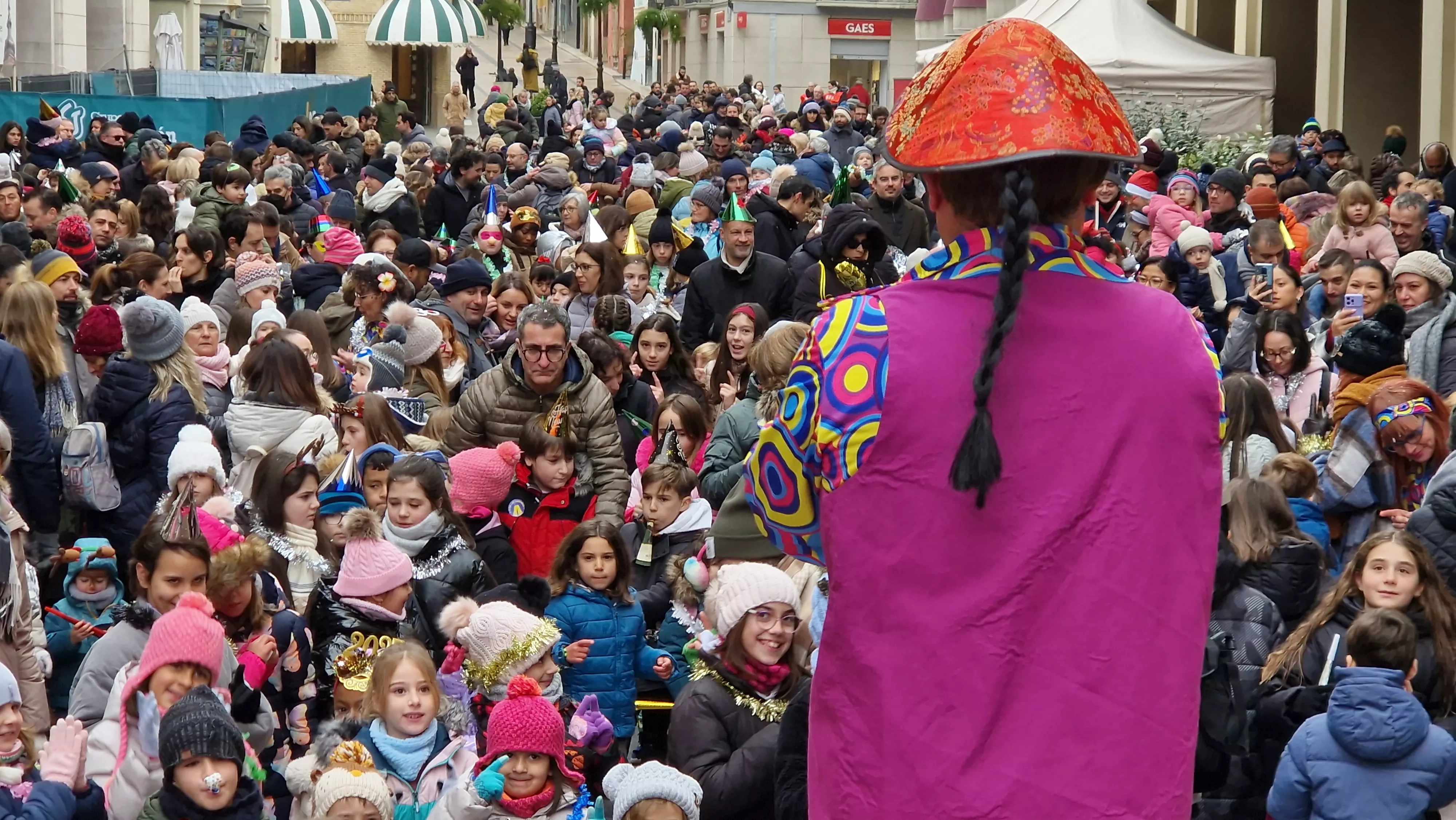 Campanadas infantiles de Huesca 2024-2025 con La PAI. Foto Myriam Martínez 