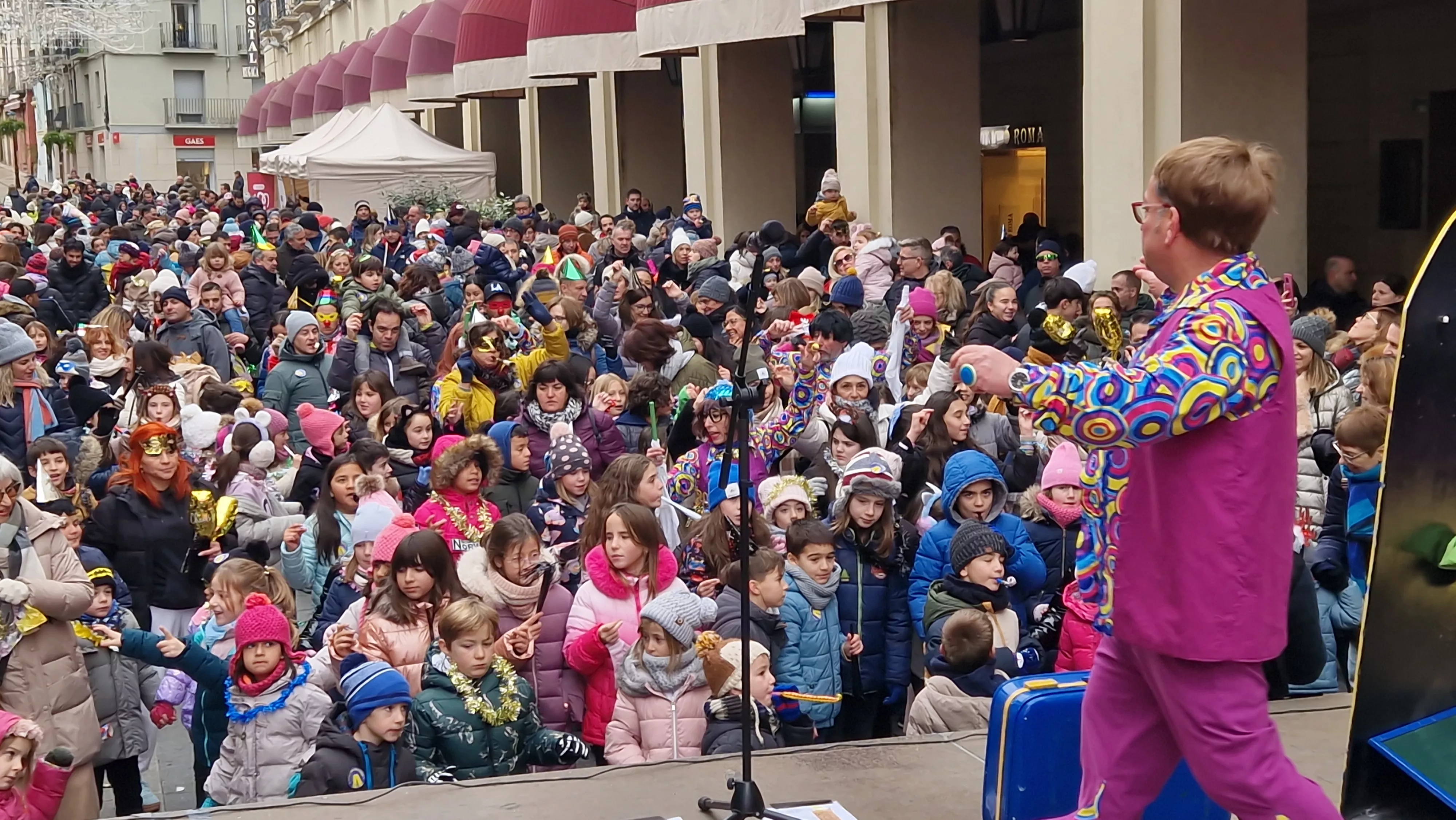 Campanadas infantiles de Huesca 2024 2025. Foto Myriam Martínez 