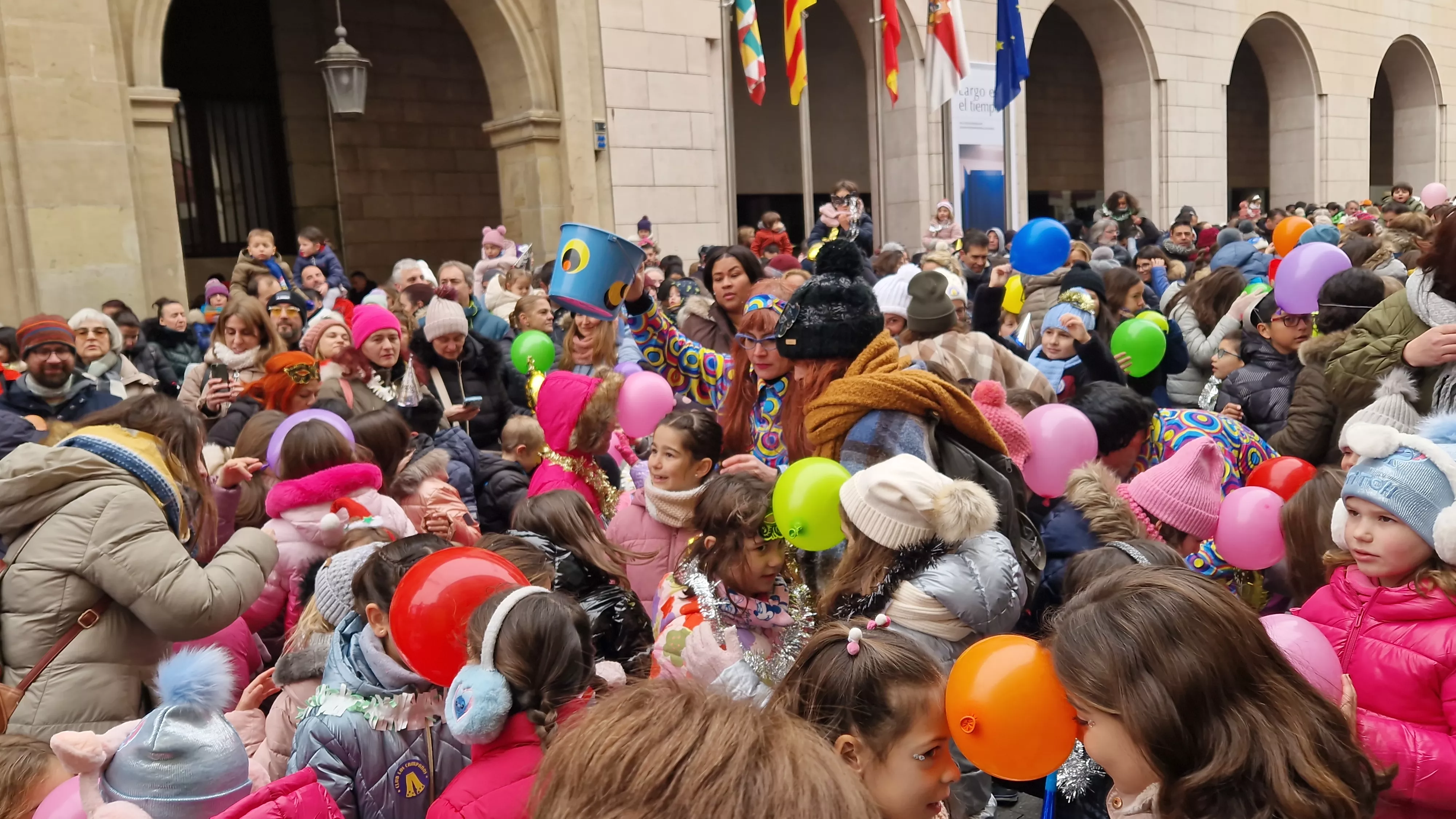 Campanadas infantiles de Huesca 2024-2025. Foto Myriam Martínez 