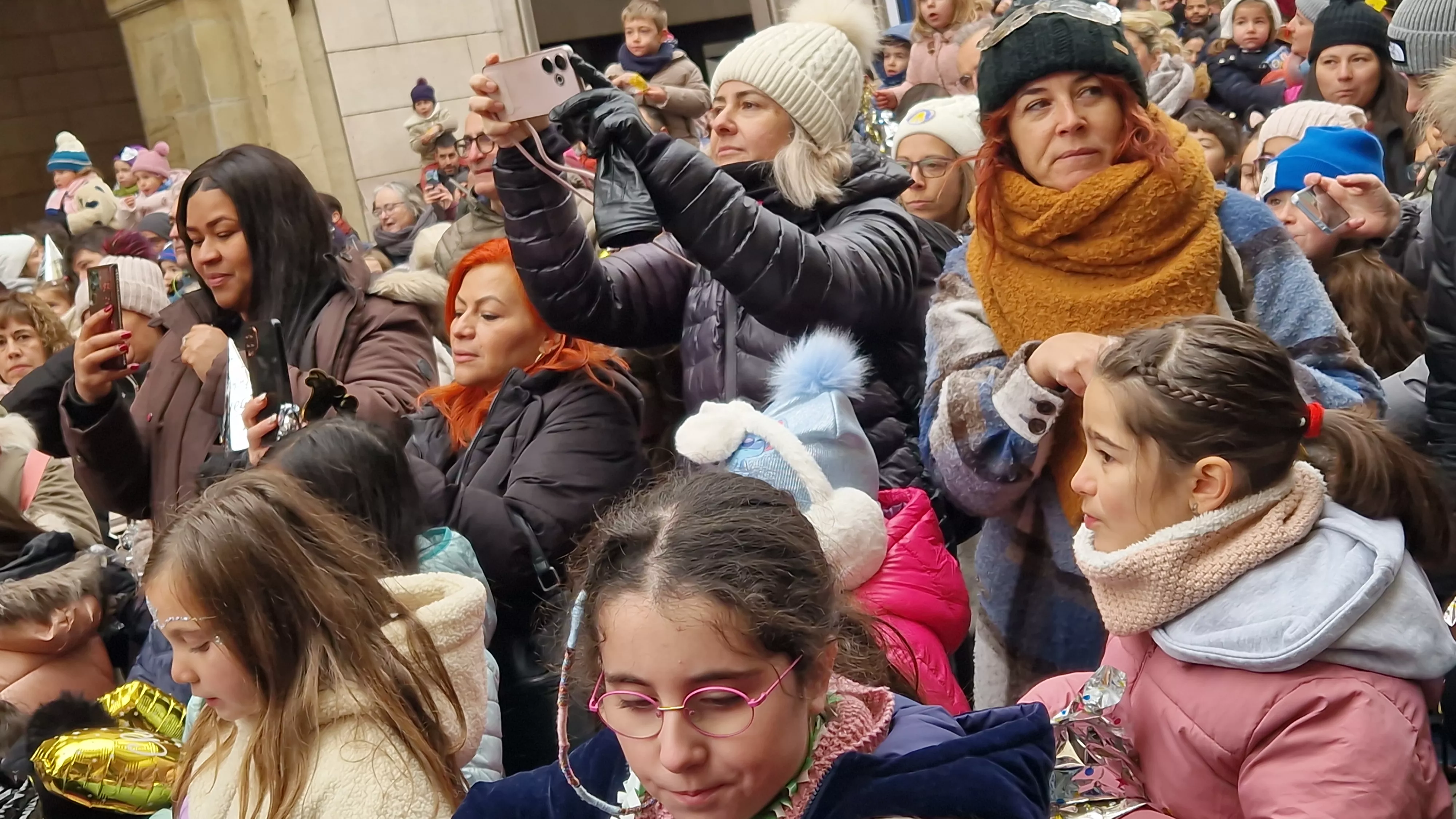 Campanadas infantiles de Huesca 2024-2025. Foto Myriam Martínez 