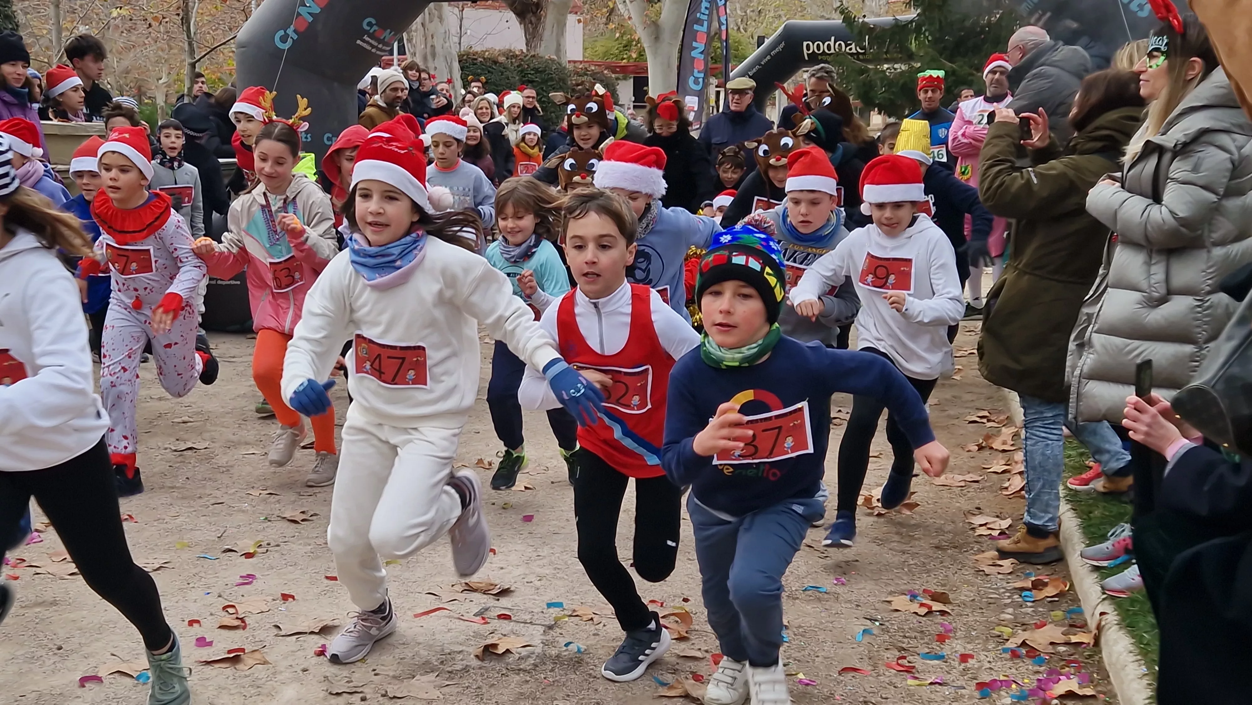 San Silvestre de Huesca 2024. Foto Myriam Martínez 
