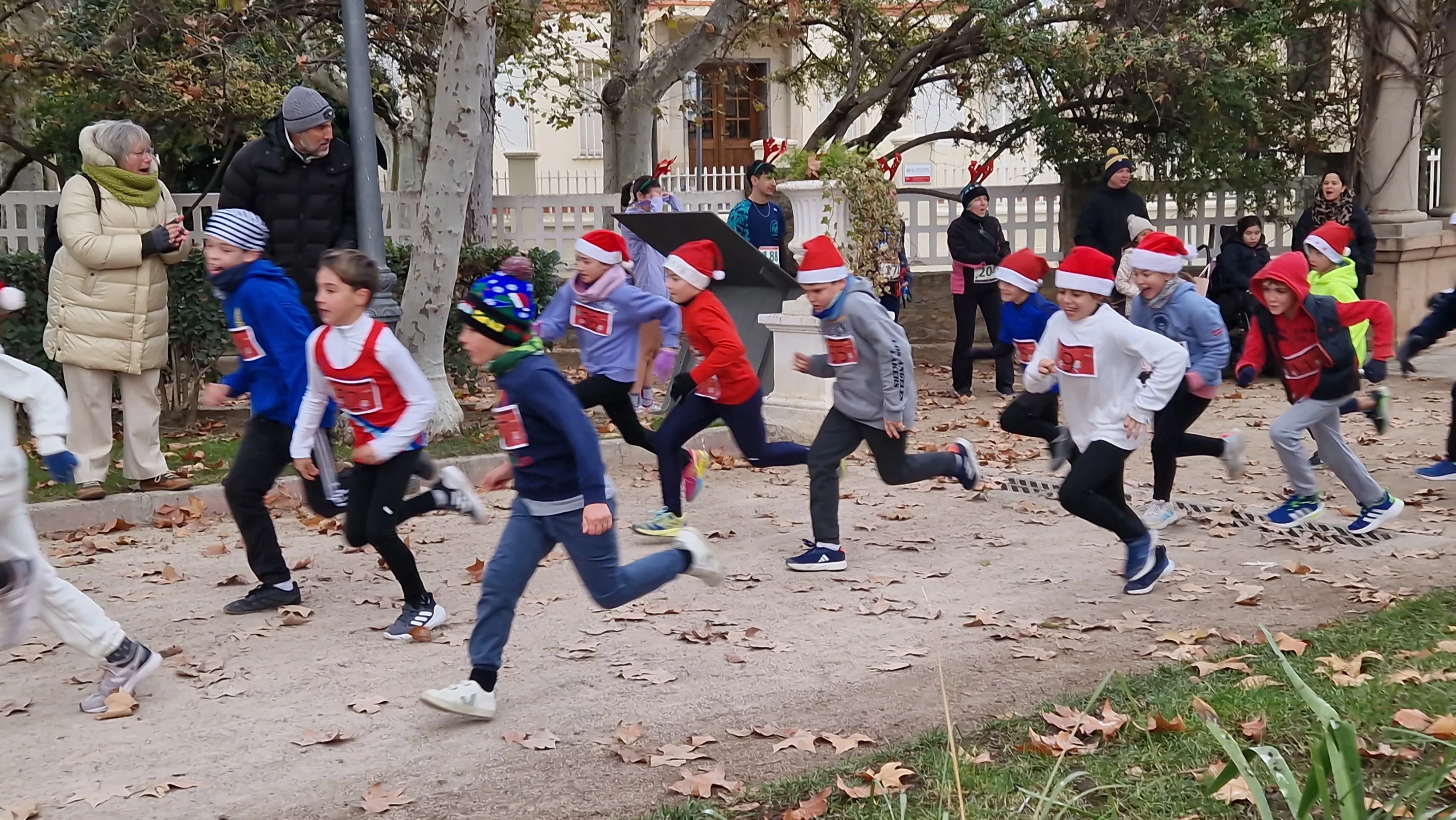 San Silvestre de Huesca 2024. Foto Myriam Martínez 
