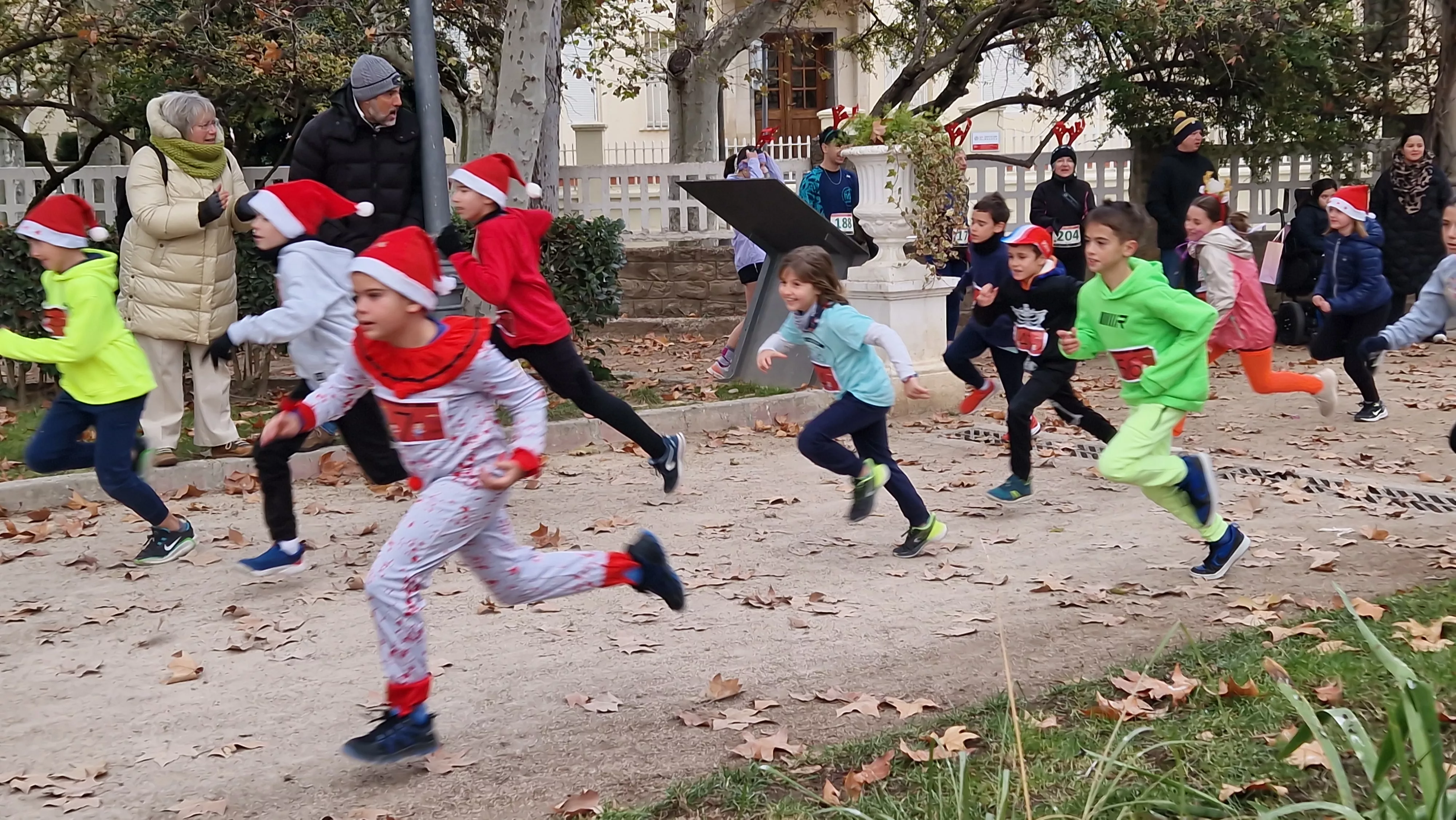 San Silvestre de Huesca 2024. Foto Myriam Martínez 