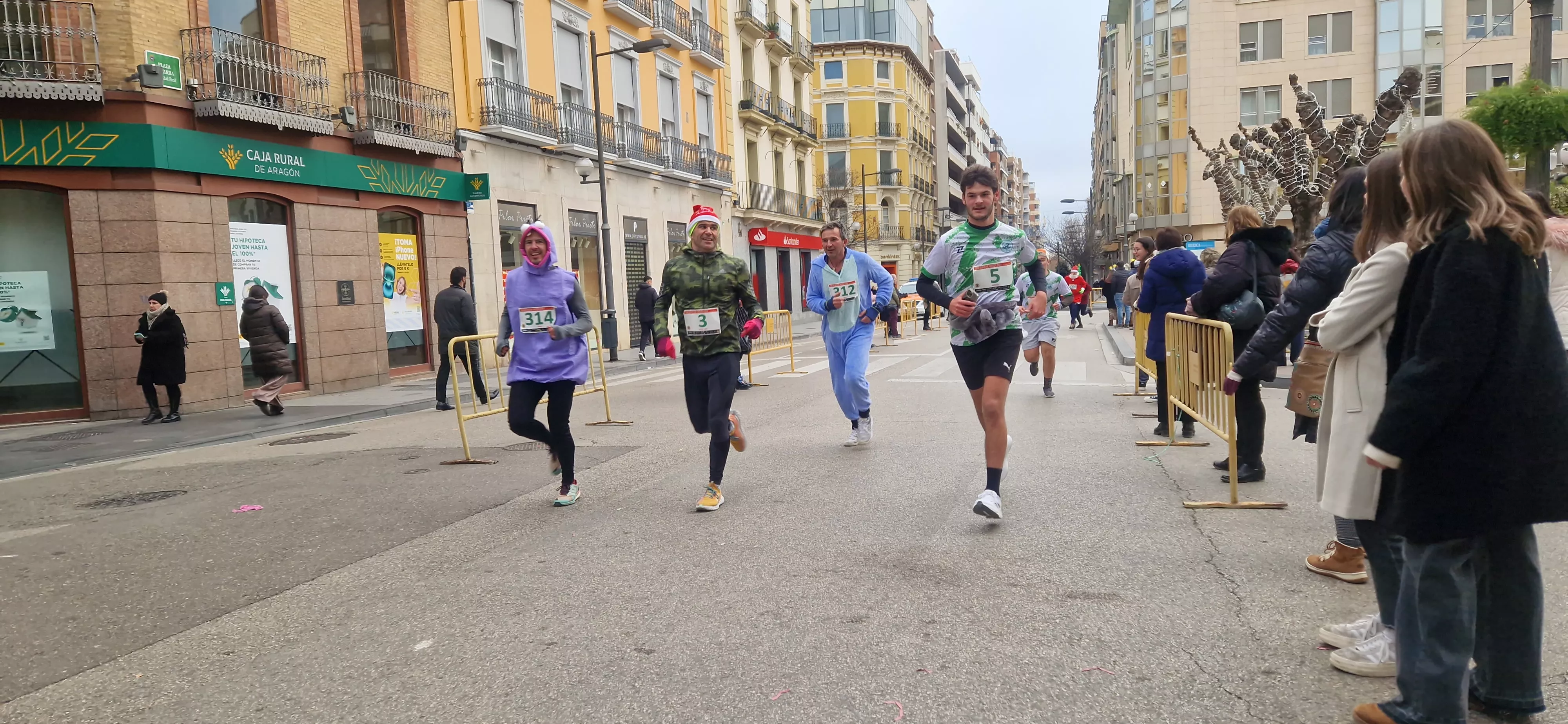 San Silvestre de Huesca 2024. Foto Myriam Martínez 