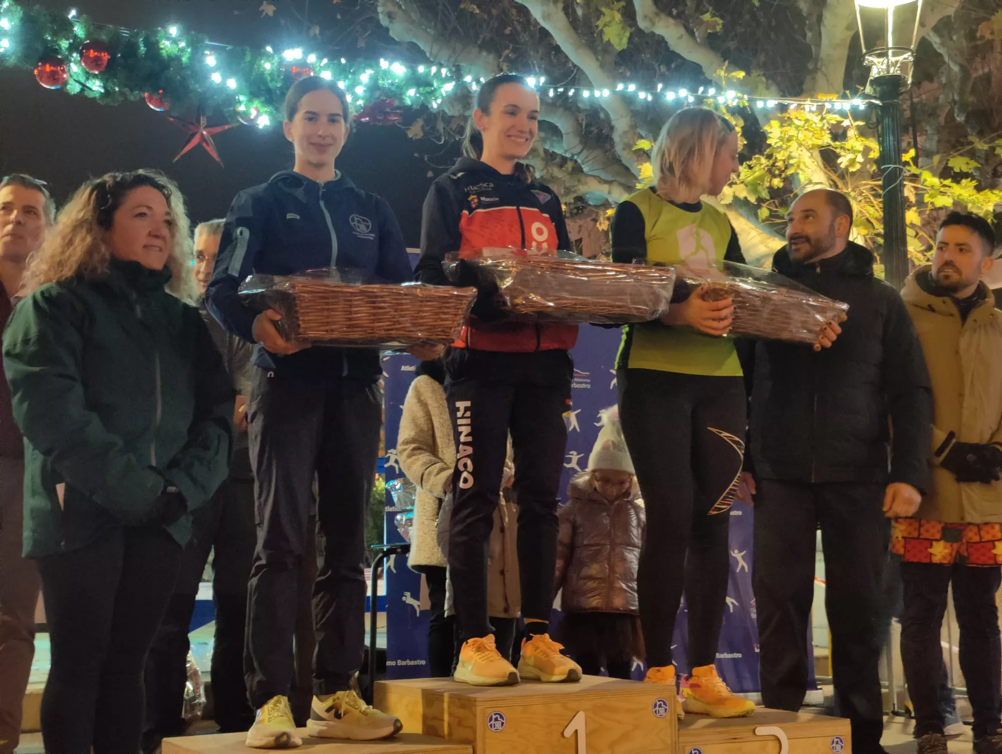 Podio femenino absoluto.
