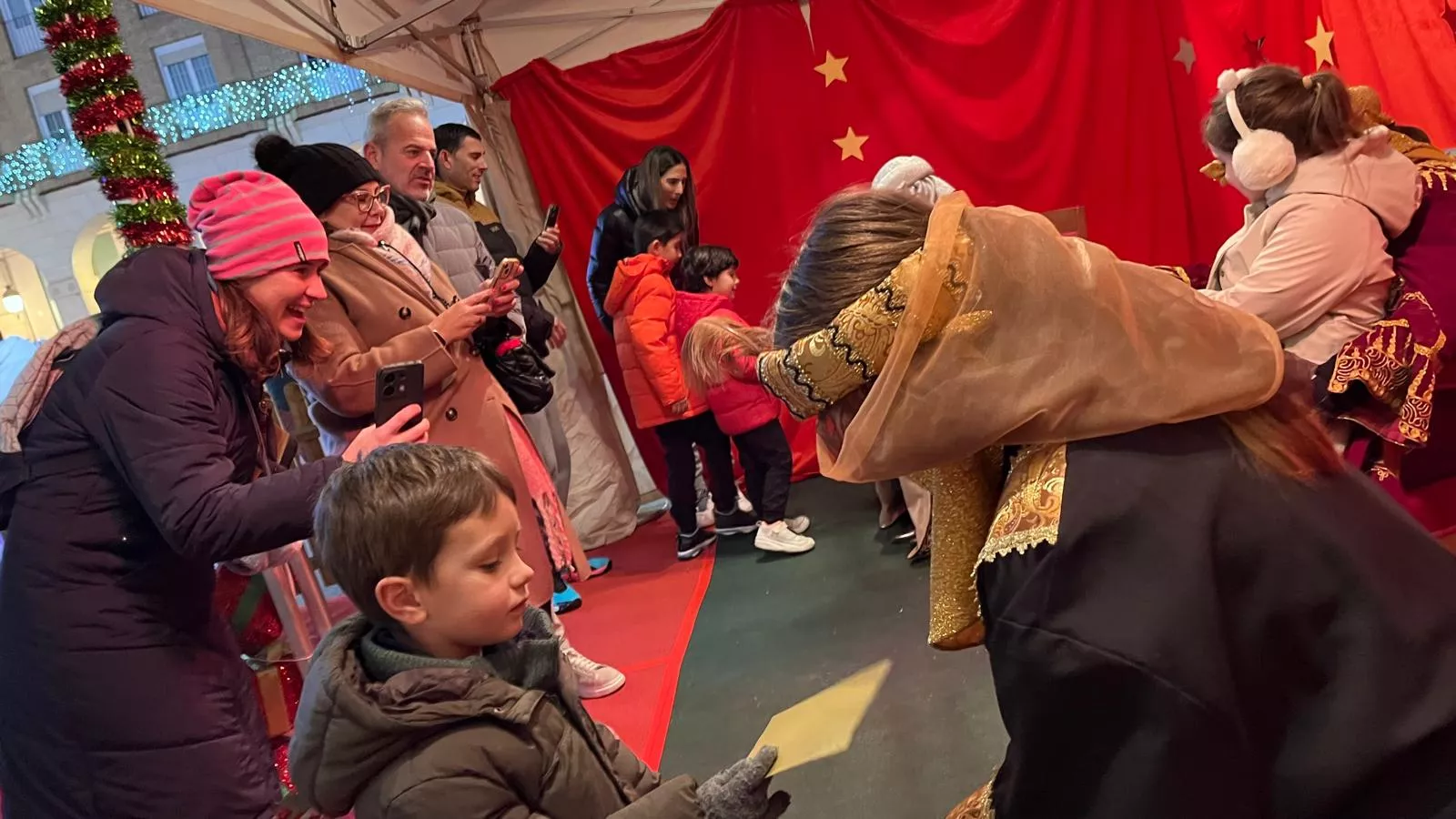 Visita a Huesca de los pajes de los Reyes Magos. Foto Mercedes Manterola