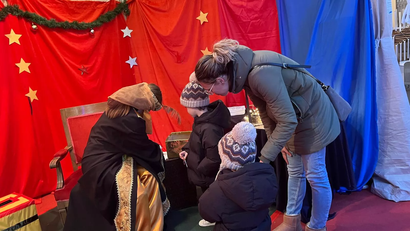 Visita a Huesca de los pajes de los Reyes Magos. Foto Mercedes Manterola