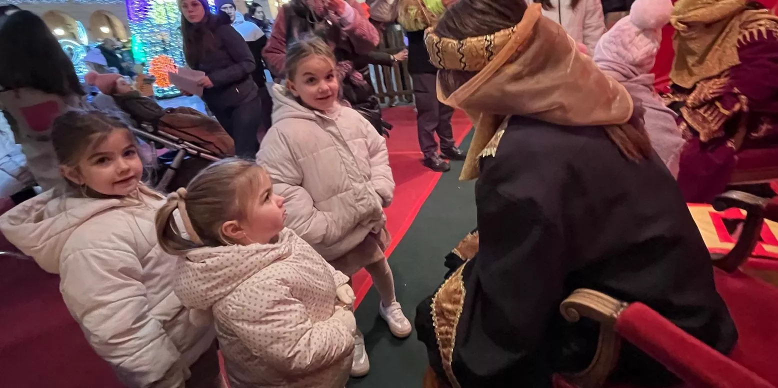 Visita a Huesca de los pajes de los Reyes Magos. Foto Mercedes Manterola