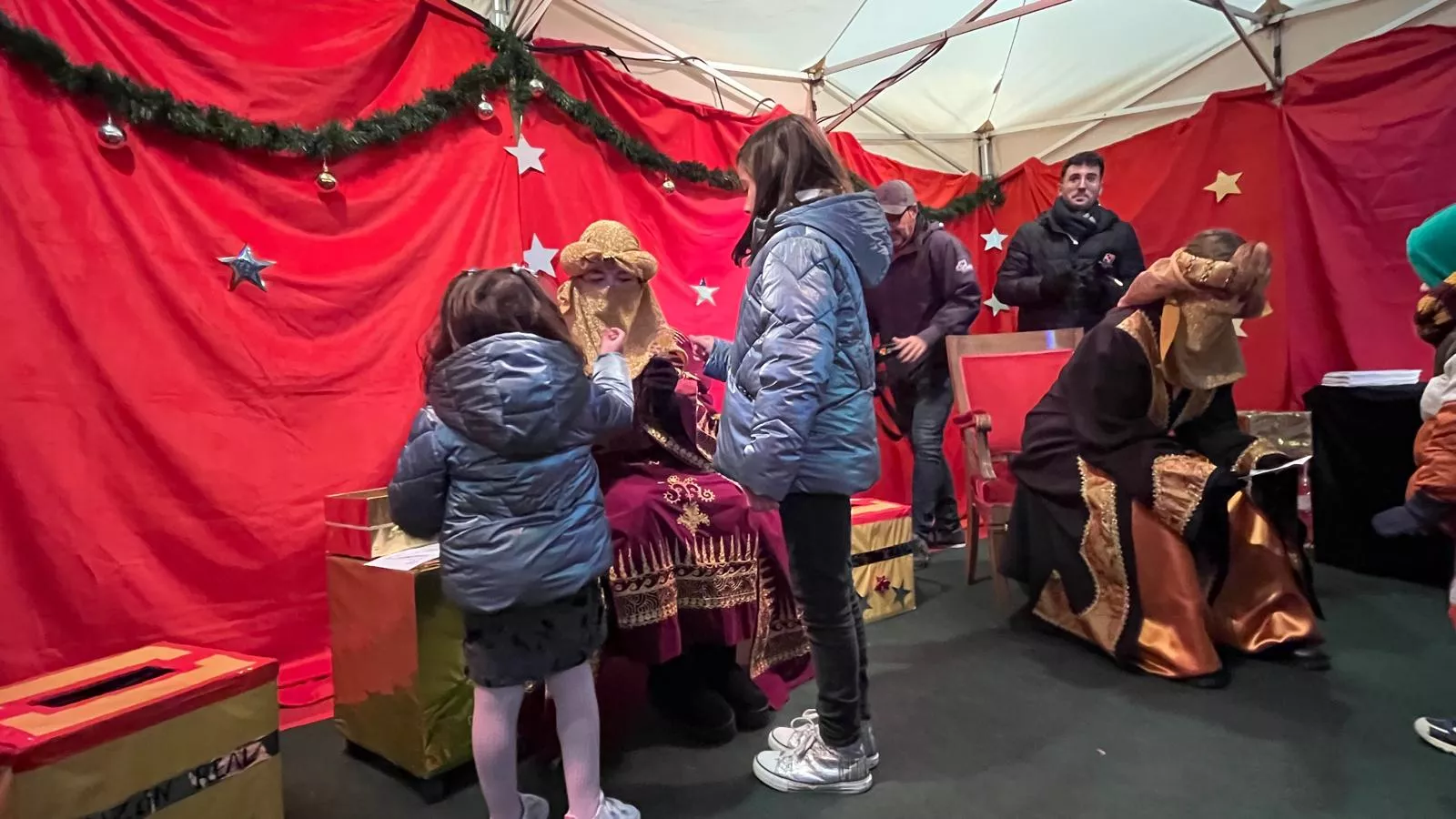 Visita a Huesca de los pajes de los Reyes Magos. Foto Mercedes Manterola