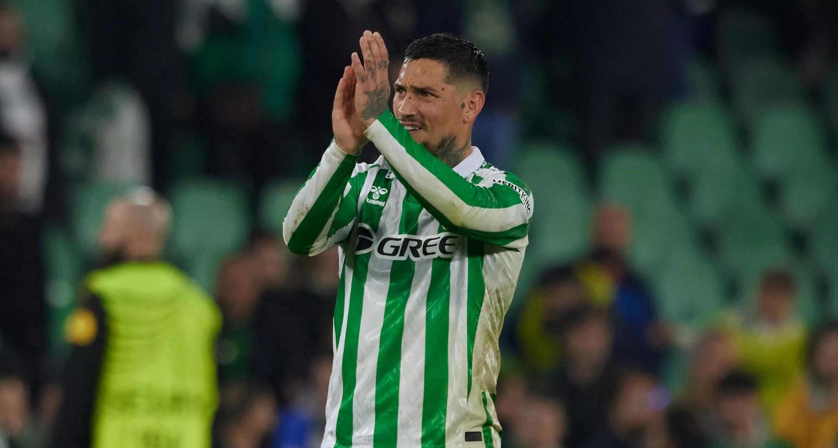 Chimy Ávila se acuerda del cariño de Huesca antes de visitar El Alcoraz. Foto: Real Betis