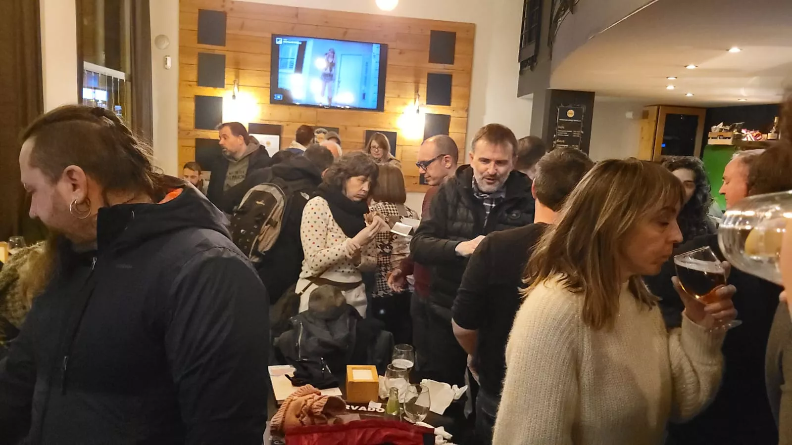 Firma de libros de Lorenzo Caudevilla en El Punto y del bautizo de la tapa Jacinto