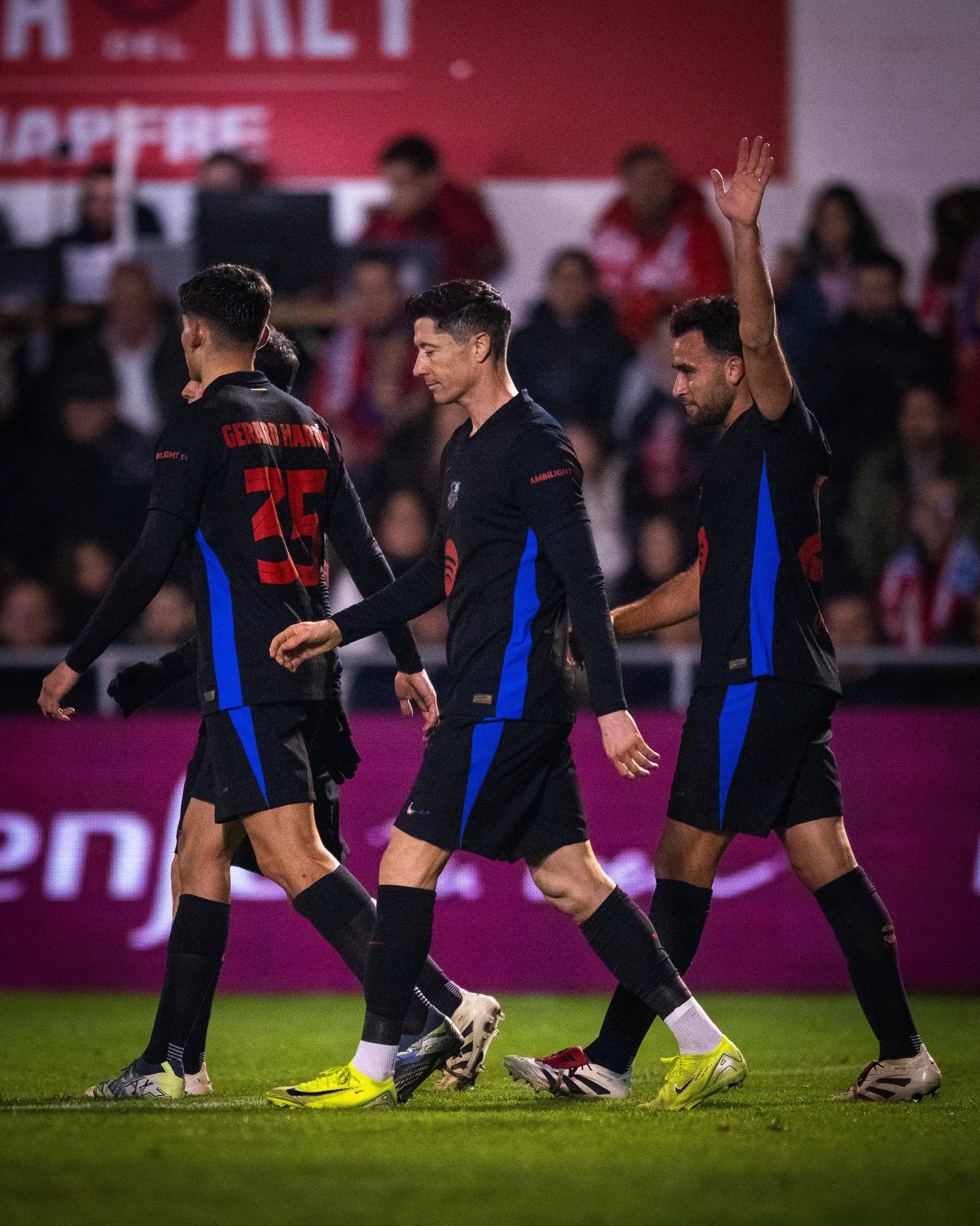 El Barcelona celebra uno de sus goles ante el Barbastro. Foto: FCB