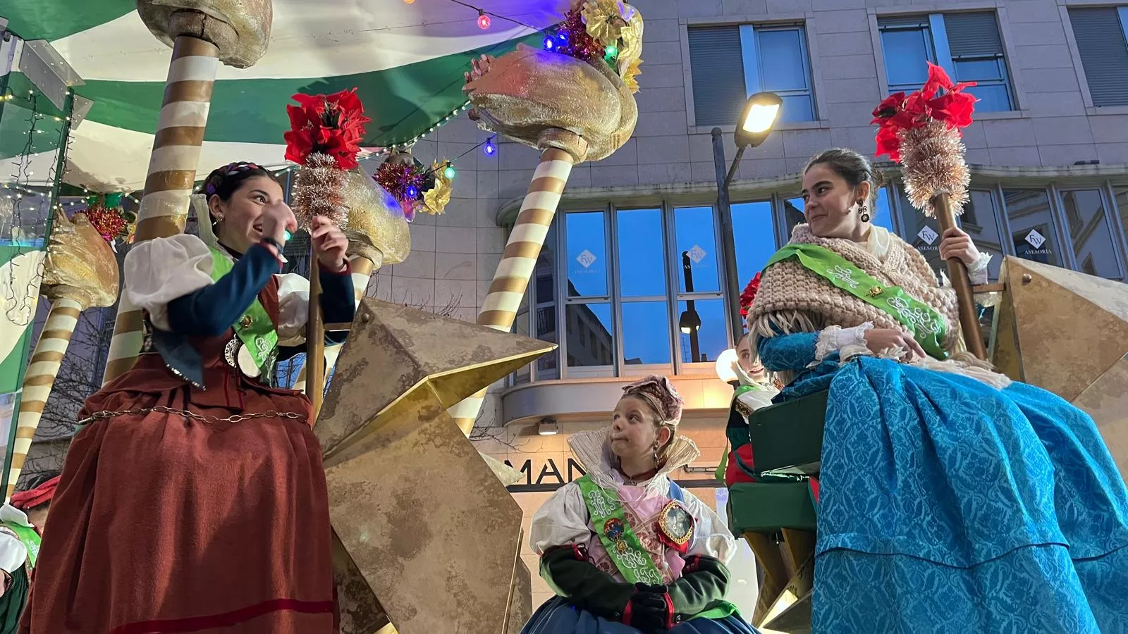 Cabalgata de Reyes Magos de Huesca. Foto Mercedes Manterola