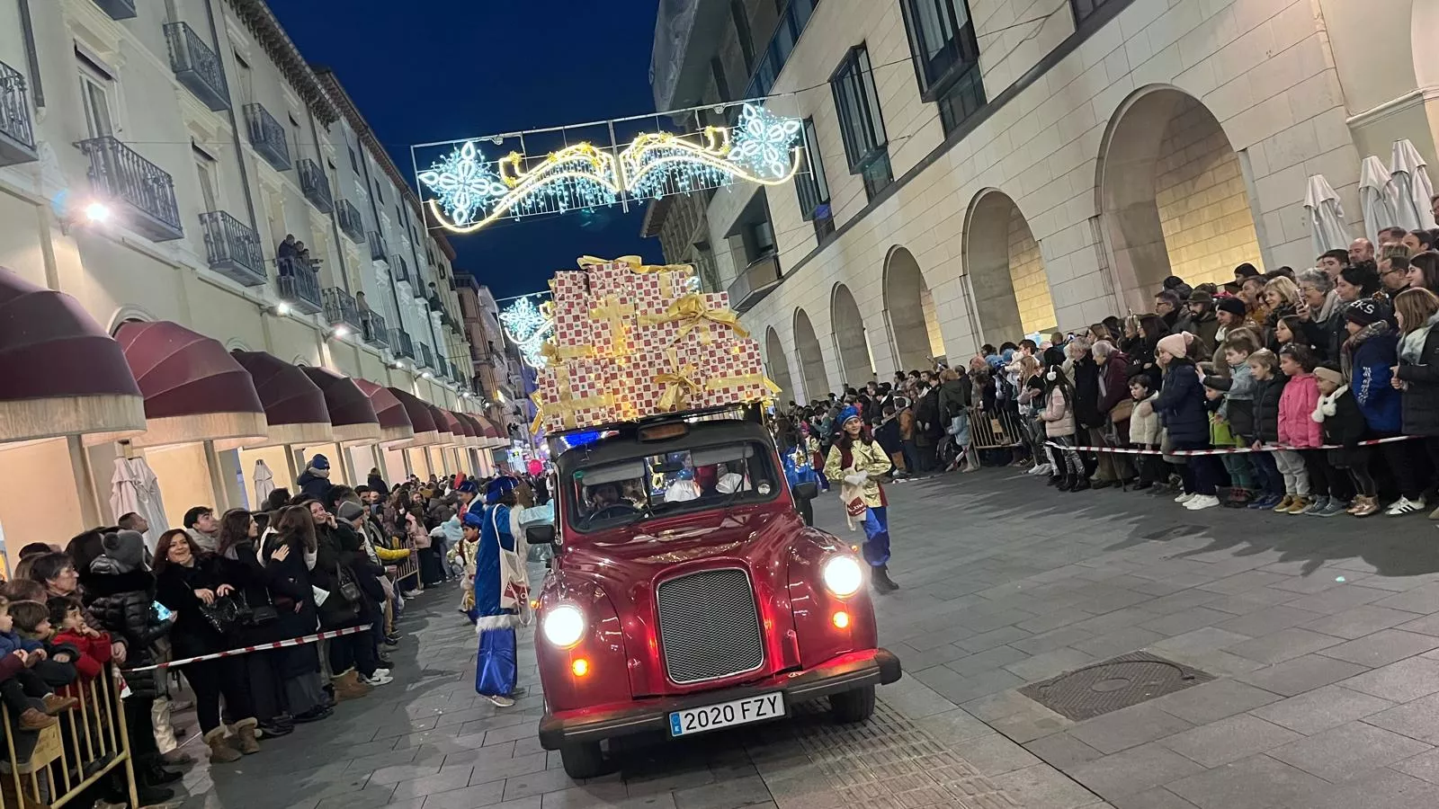 Cabalgata de Reyes Magos de Huesca. Foto Mercedes Manterola