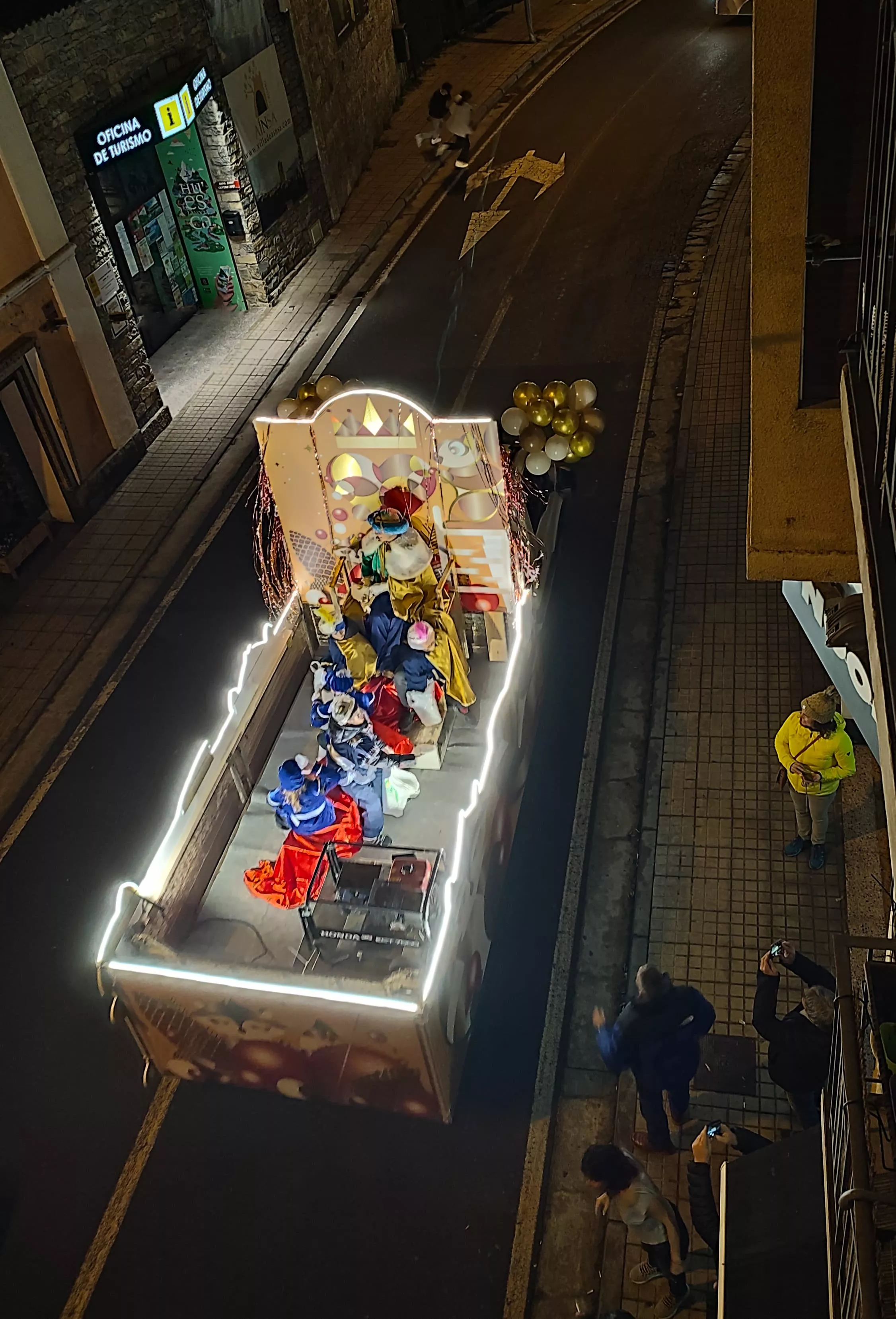 Aínsa en la Cabalgata de Reyes. Foto Ayuntamiento de Aínsa