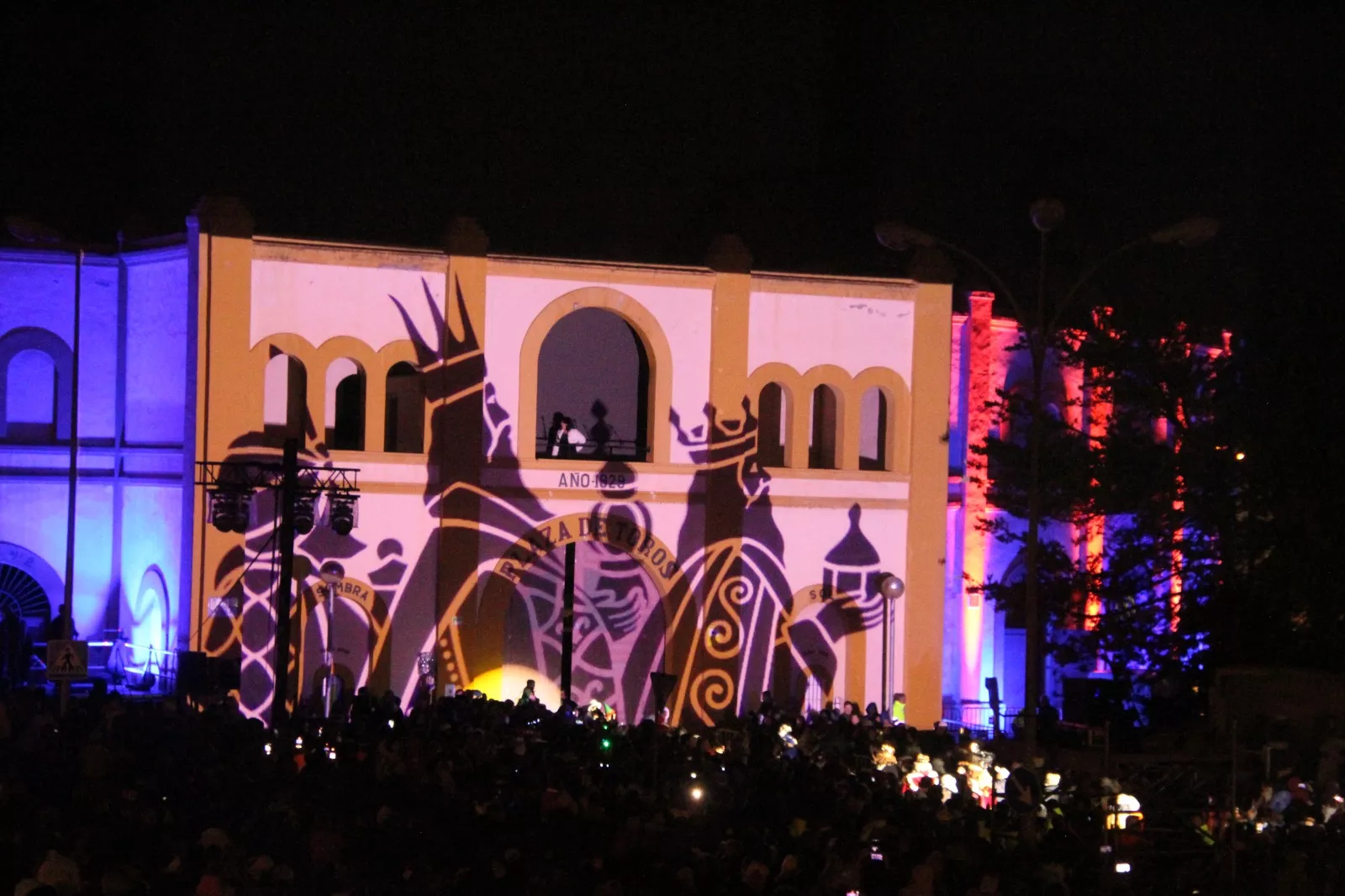 Cabalgata de Reyes Magos de Huesca. Foto Carlos Neofato
